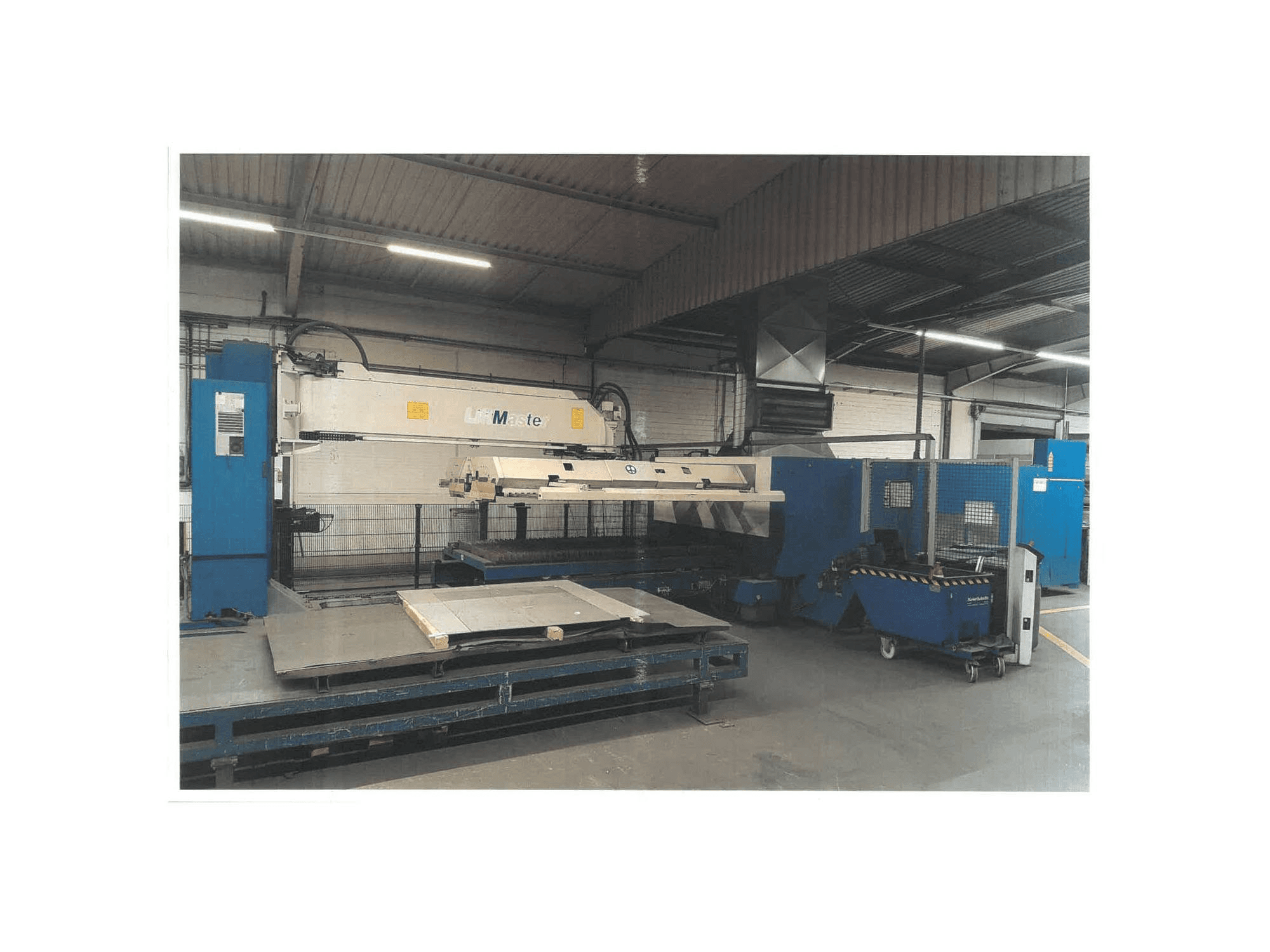 TRUMPF Laser 50/30 Mašinos vaizdas iš priekio