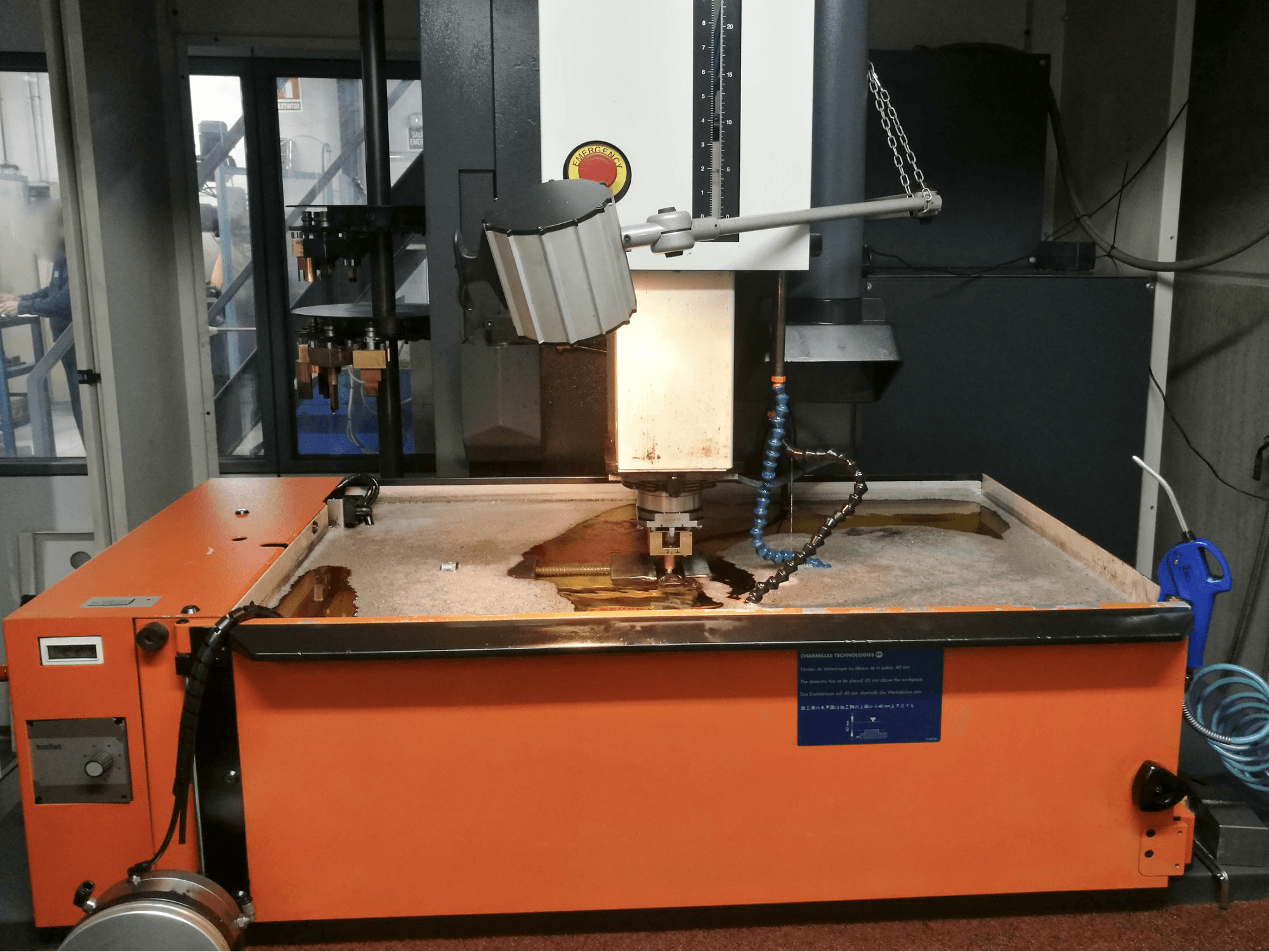 CHARMILLES ROBOFORM 2000+ Mašinos vaizdas iš priekio