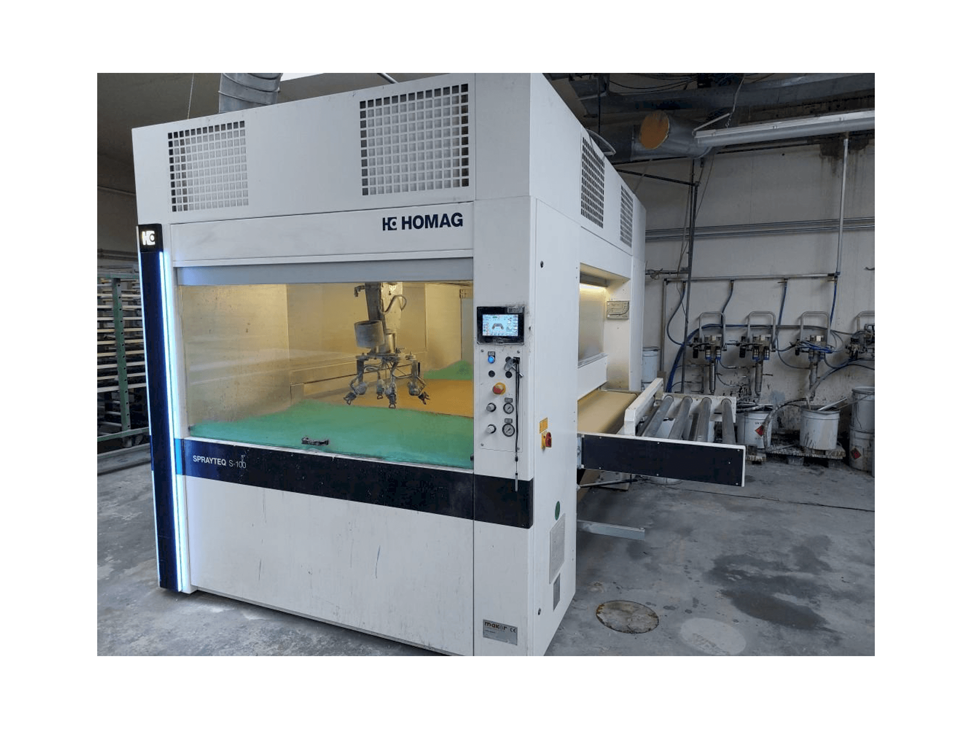 HOMAG SPRAYTEQ S-100 Mašinos vaizdas iš priekio