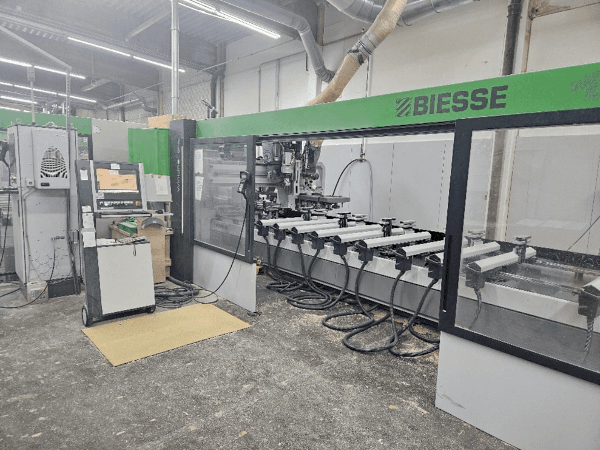 BIESSE WINDOW PRODUCTION LINE WEINIG / BIESSE Mašinos vaizdas iš priekio