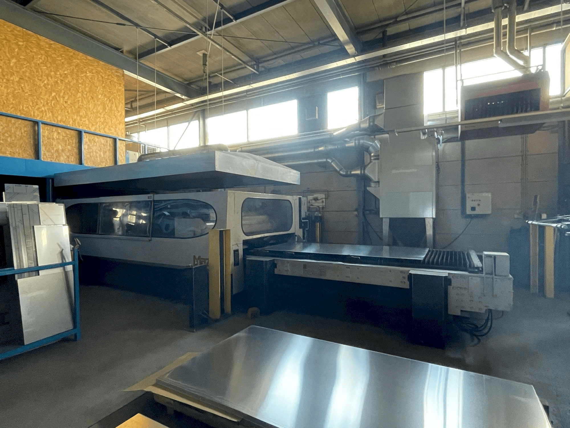 Mazak HyperGear 510 Mašinos vaizdas iš priekio