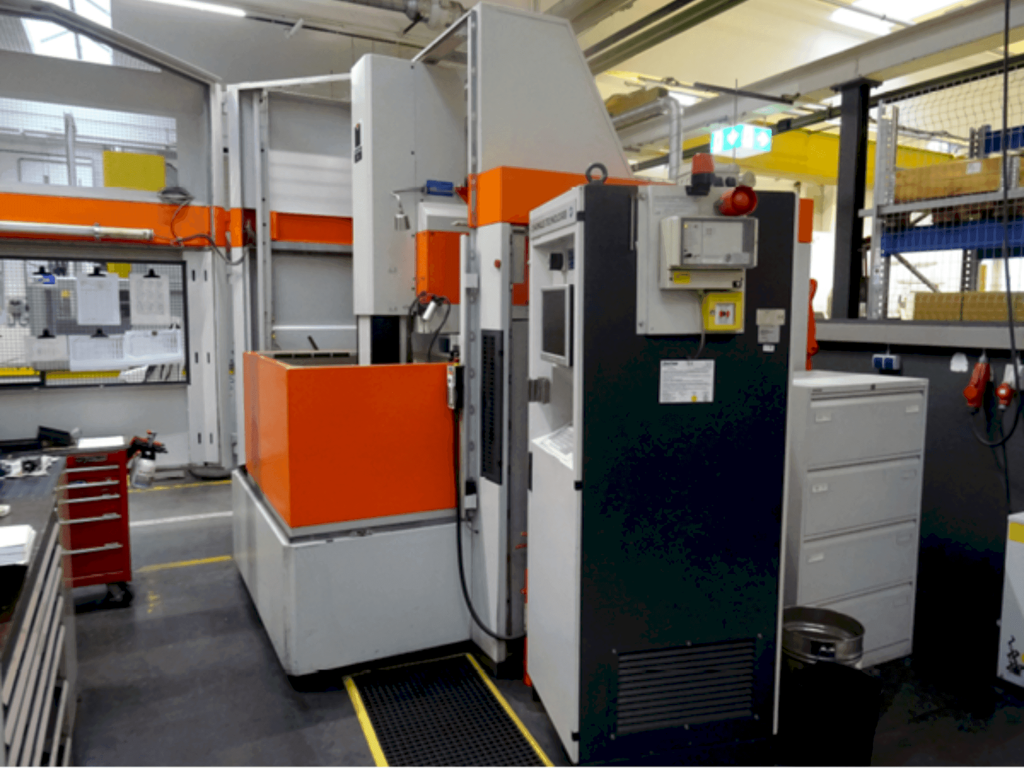 CHARMILLES Roboform 41 Mašinos vaizdas iš priekio