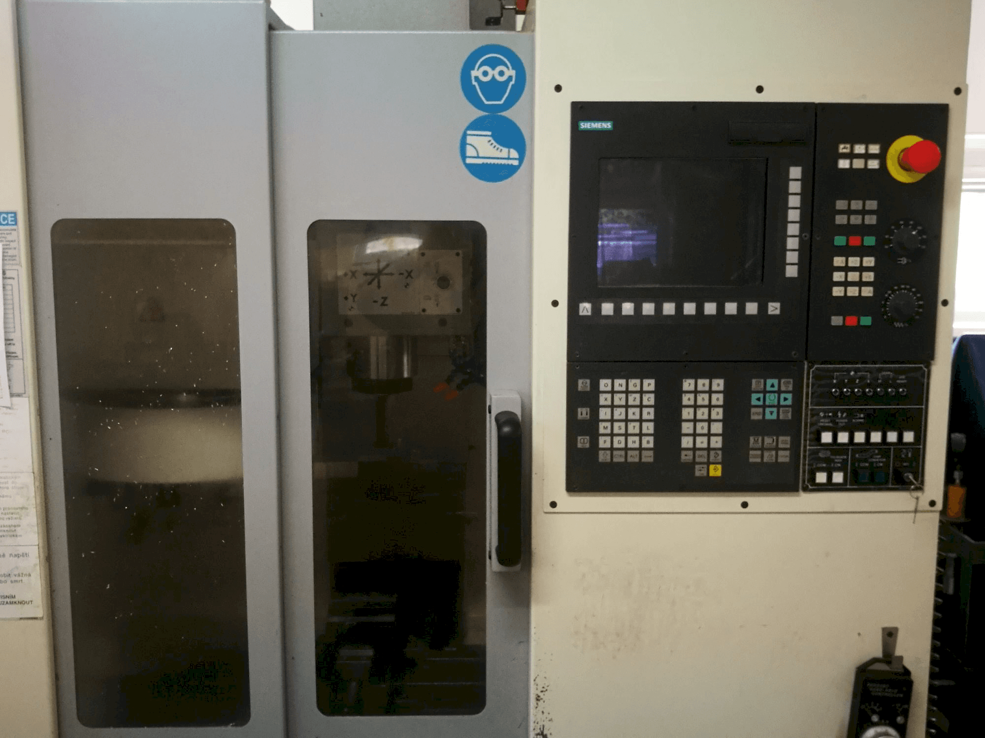 Chevalier 1418 VMC-40 Mašinos vaizdas iš priekio