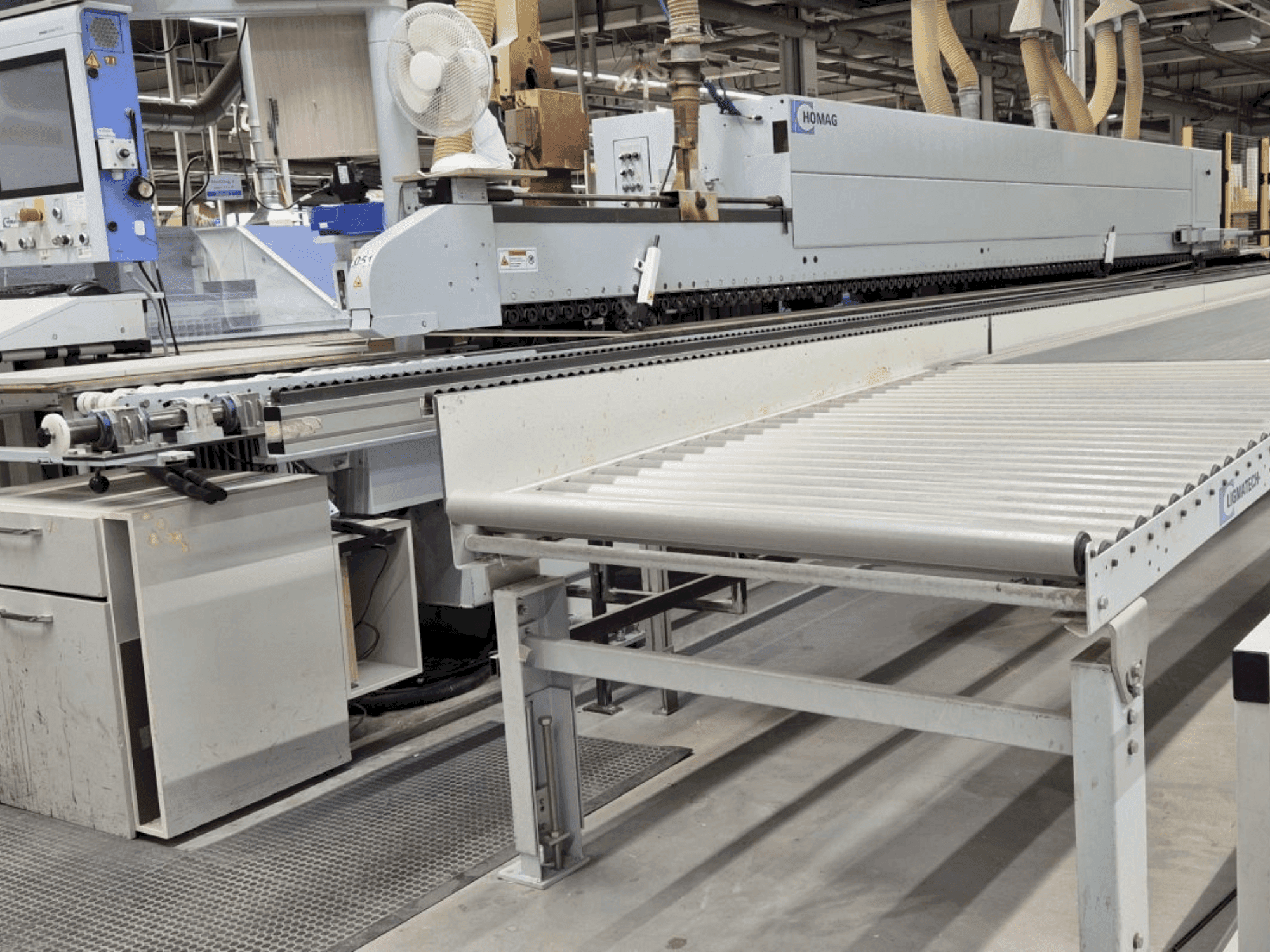 HOMAG KAL 310/7/A3 Mašinos vaizdas iš priekio