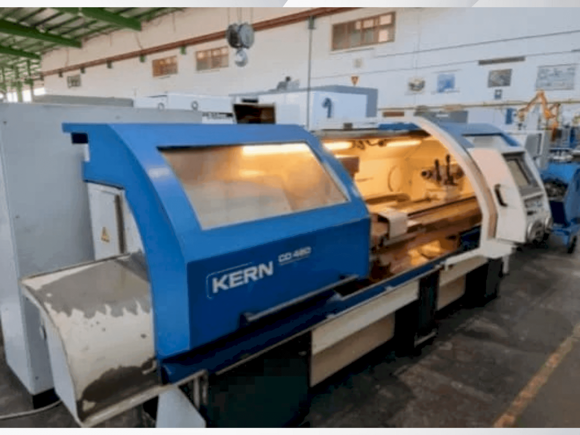 KERN CD 480/2000 Mašinos vaizdas iš priekio