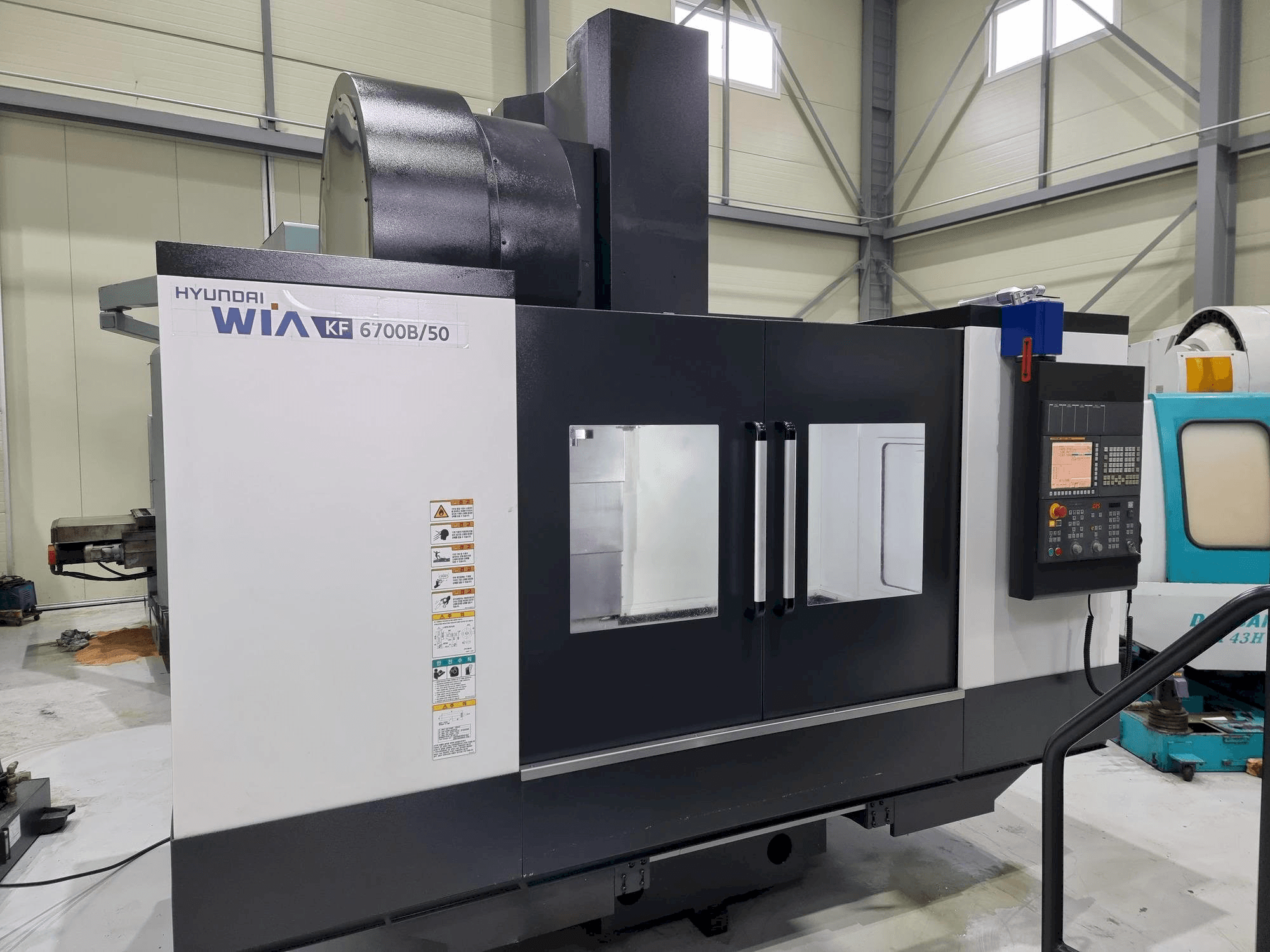 Hyundai Wia KF 6700B/50 Mašinos vaizdas iš priekio