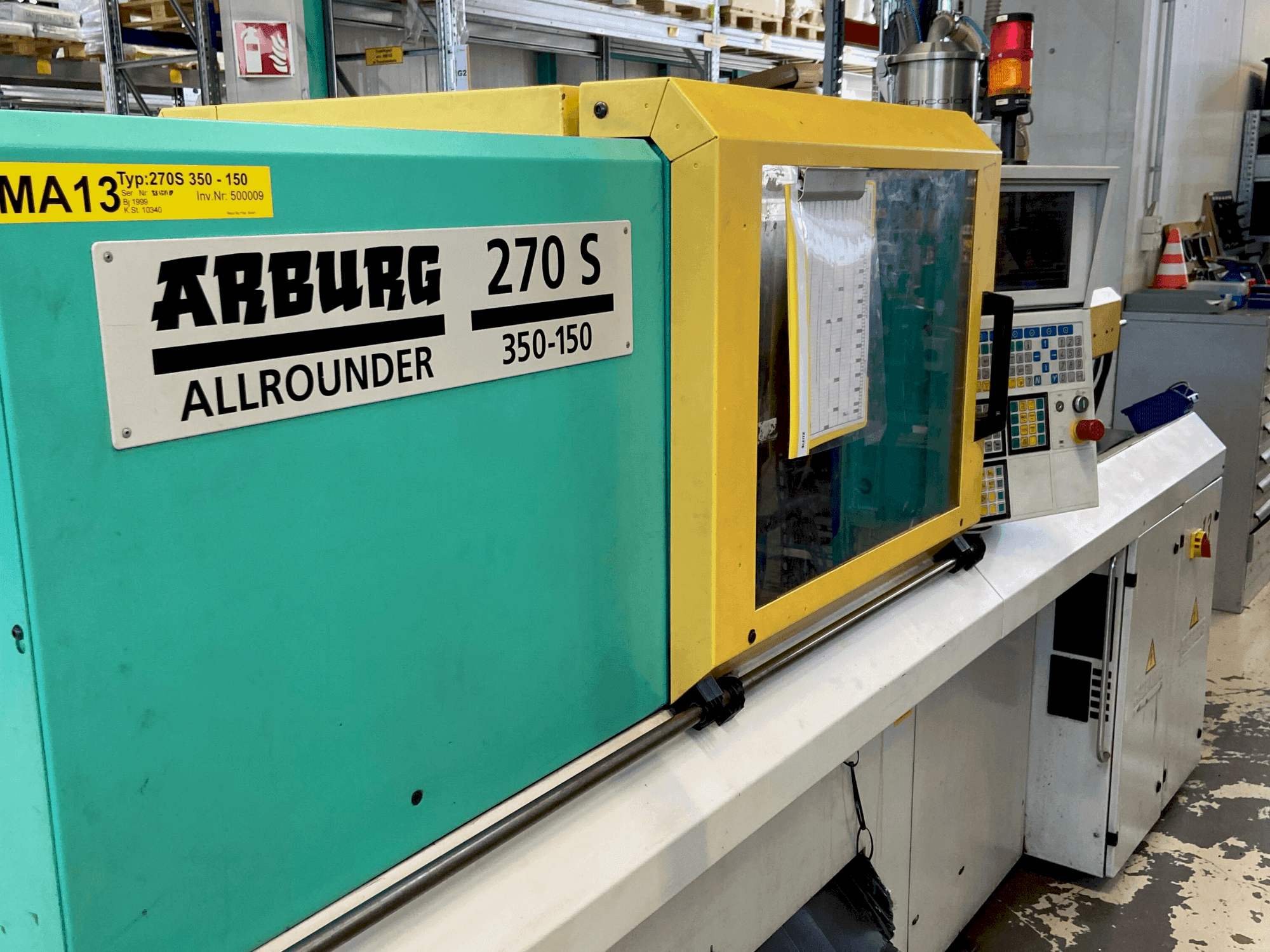 Arburg Allrounder 270 S 250-60 Mašinos vaizdas iš priekio