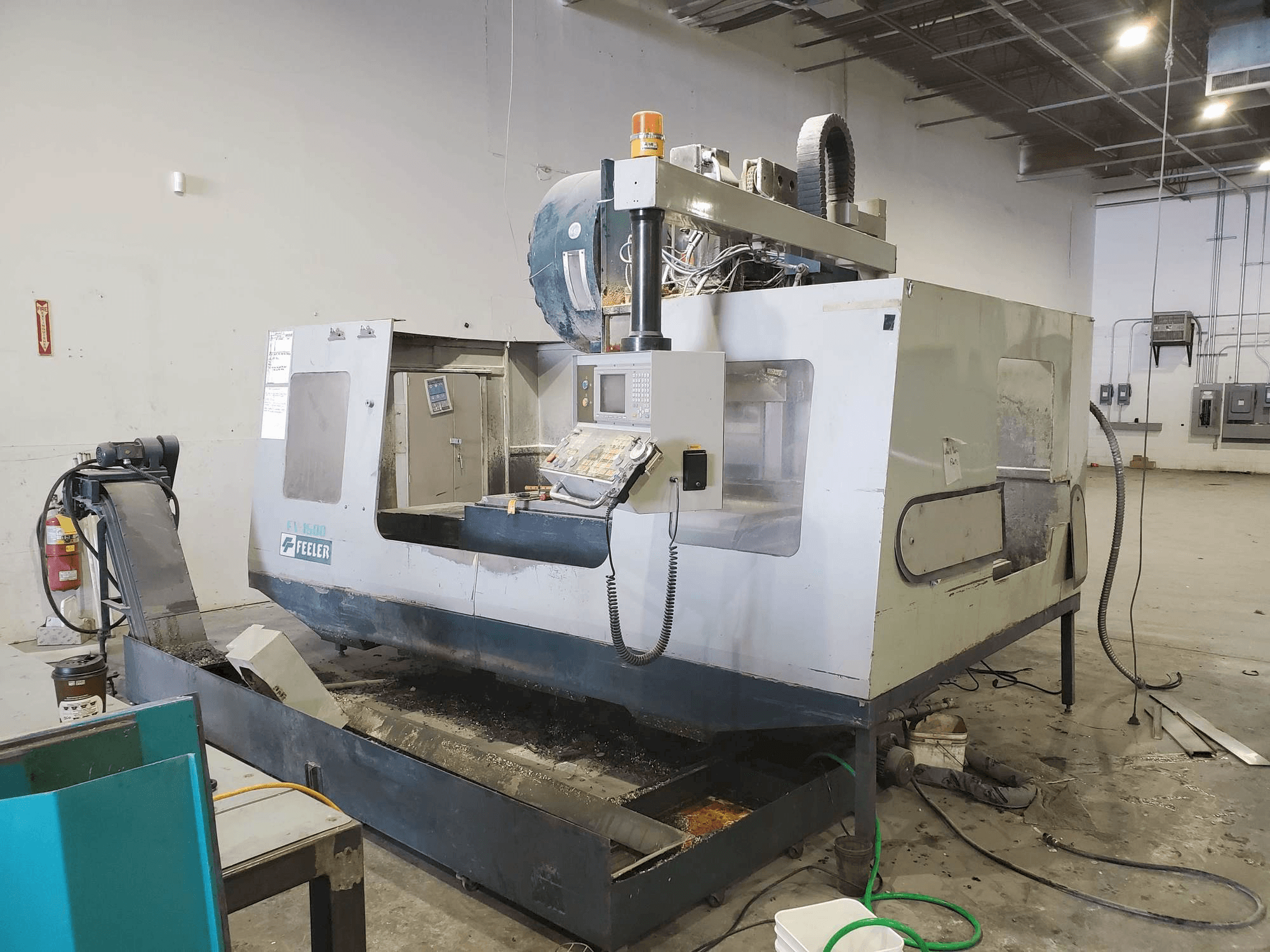 Feeler FV-1500A Mašinos vaizdas iš priekio