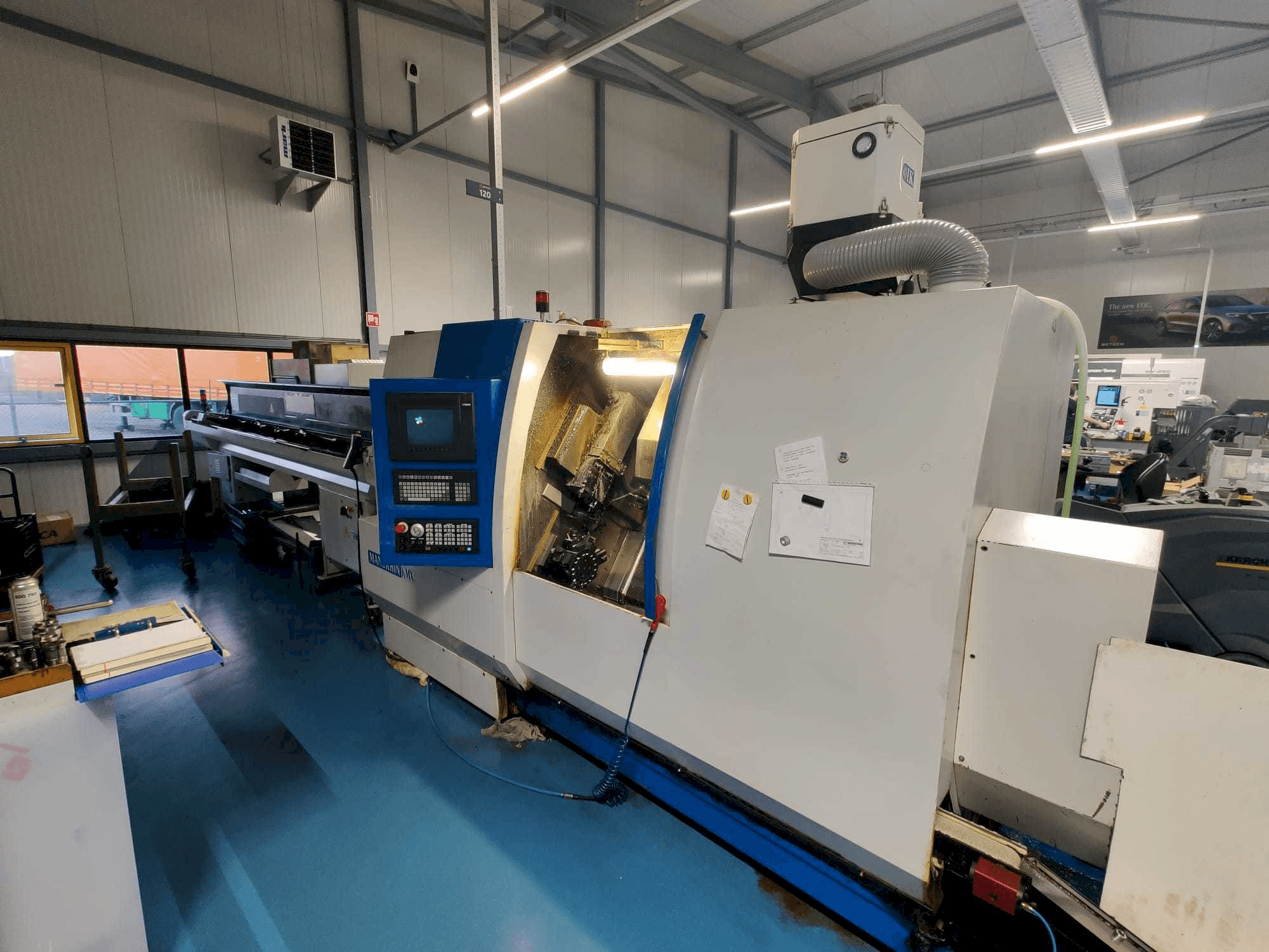 Manurhin K'MX XL 32 Mašinos vaizdas iš priekio