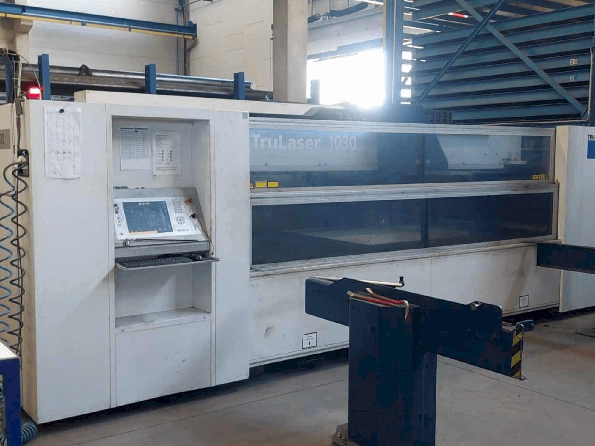 Trumpf TruLaser 1030 Mašinos vaizdas iš priekio