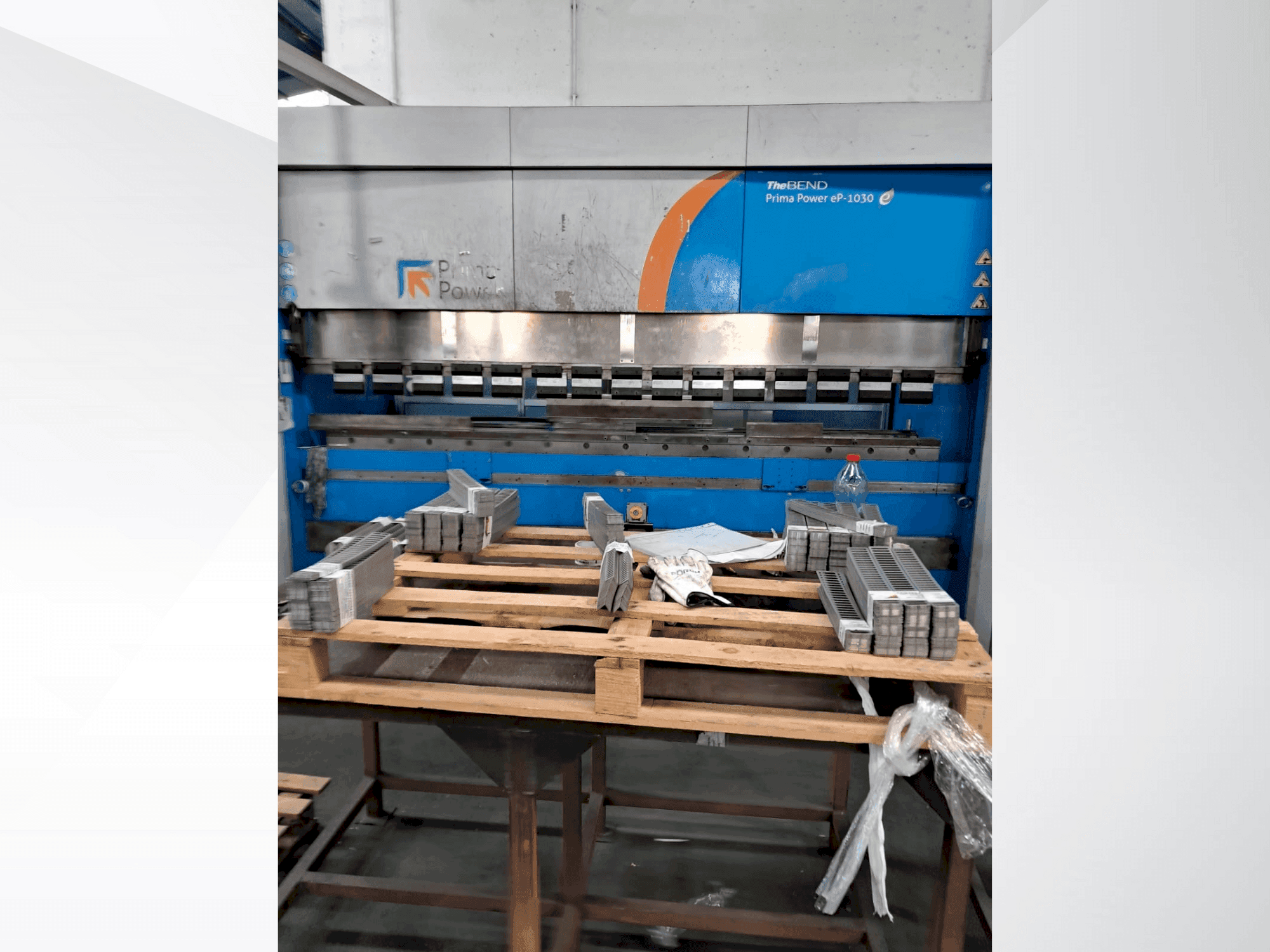 Prima Power eP-1030 Mašinos vaizdas iš priekio