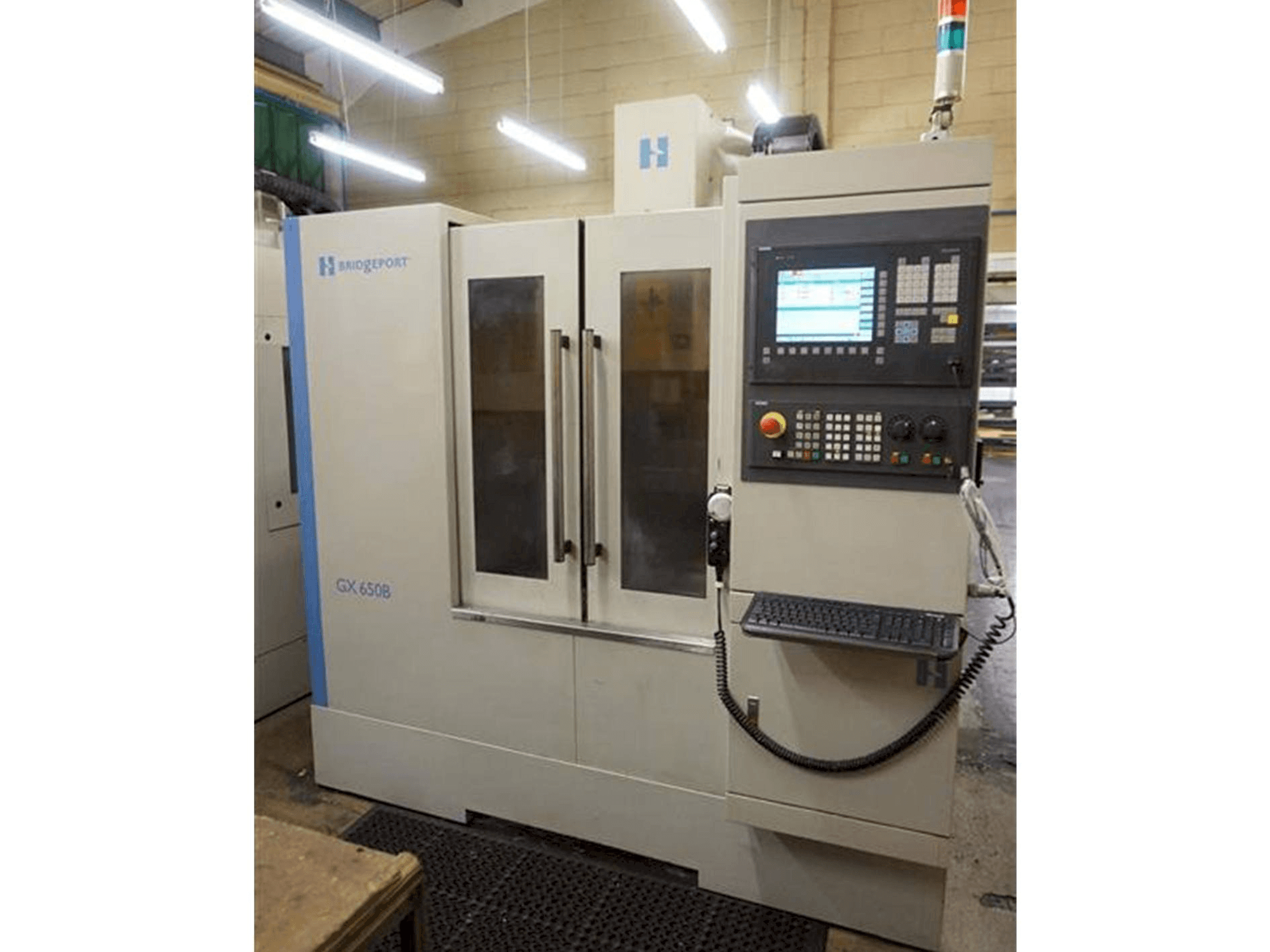 Bridgeport GX 650 B Mašinos vaizdas iš priekio
