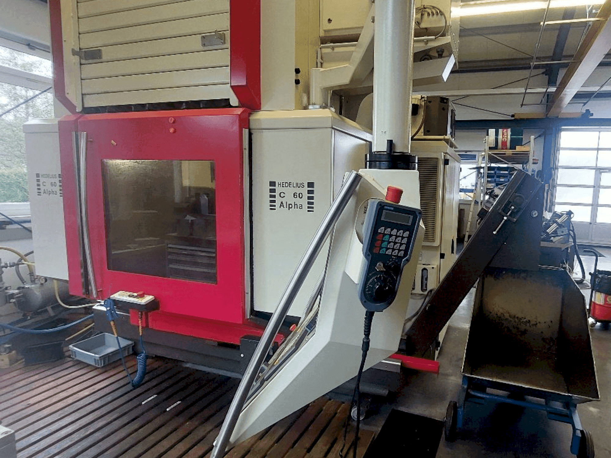 HEDELIUS C60 ALPHA 800 Mašinos vaizdas iš priekio