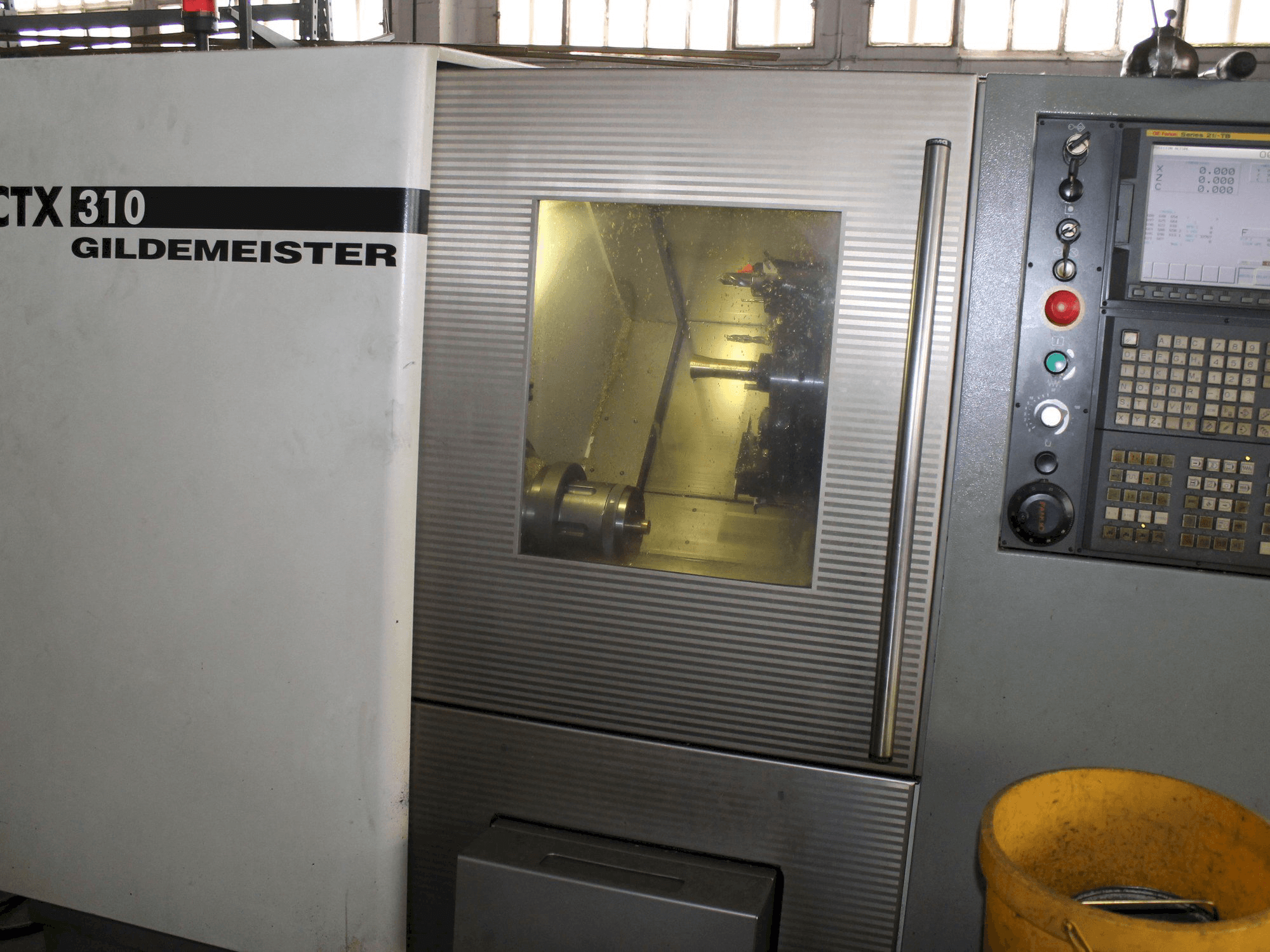 Gildemeister CTX - 310 Mašinos vaizdas iš priekio