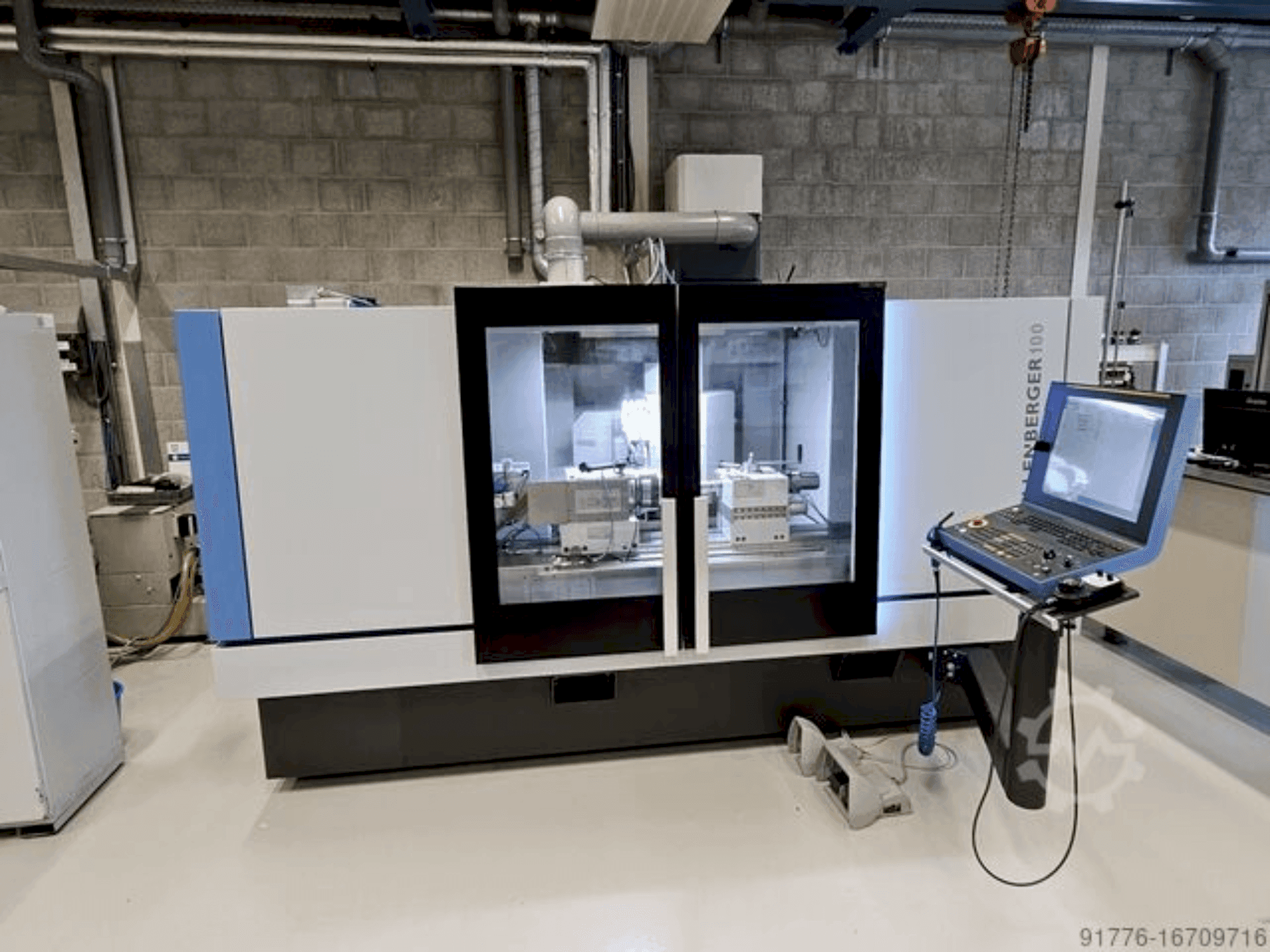 KELLENBERGER 100 Mašinos vaizdas iš priekio