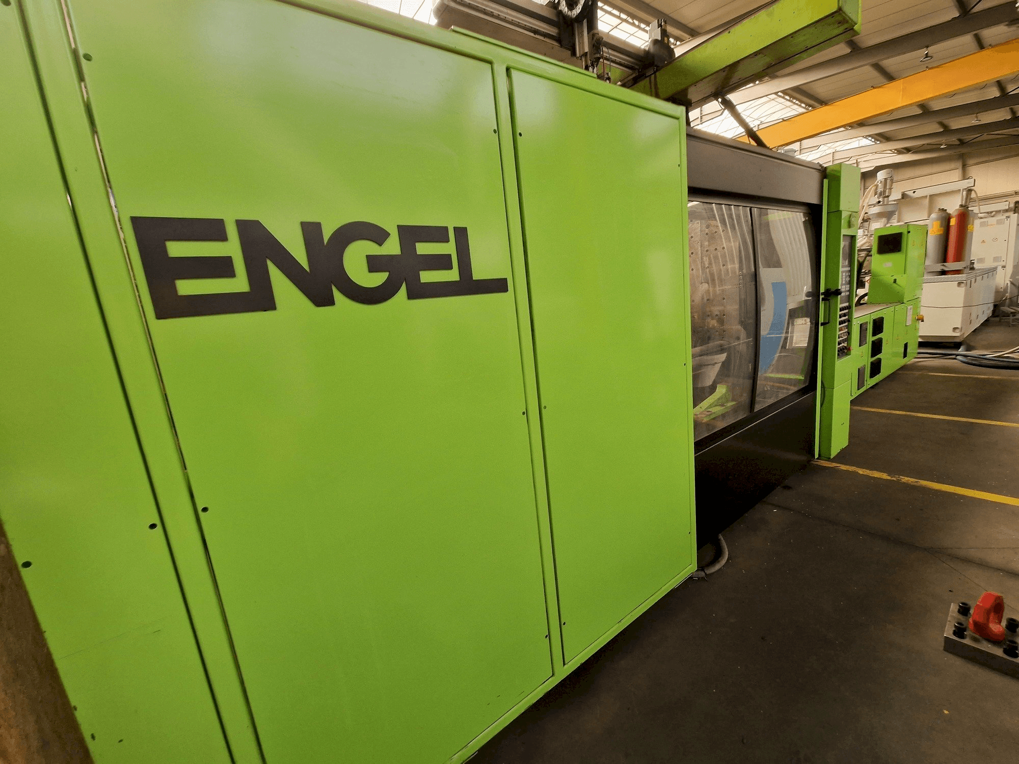Engel ES4550/800 DUO Mašinos vaizdas iš kairės pusės