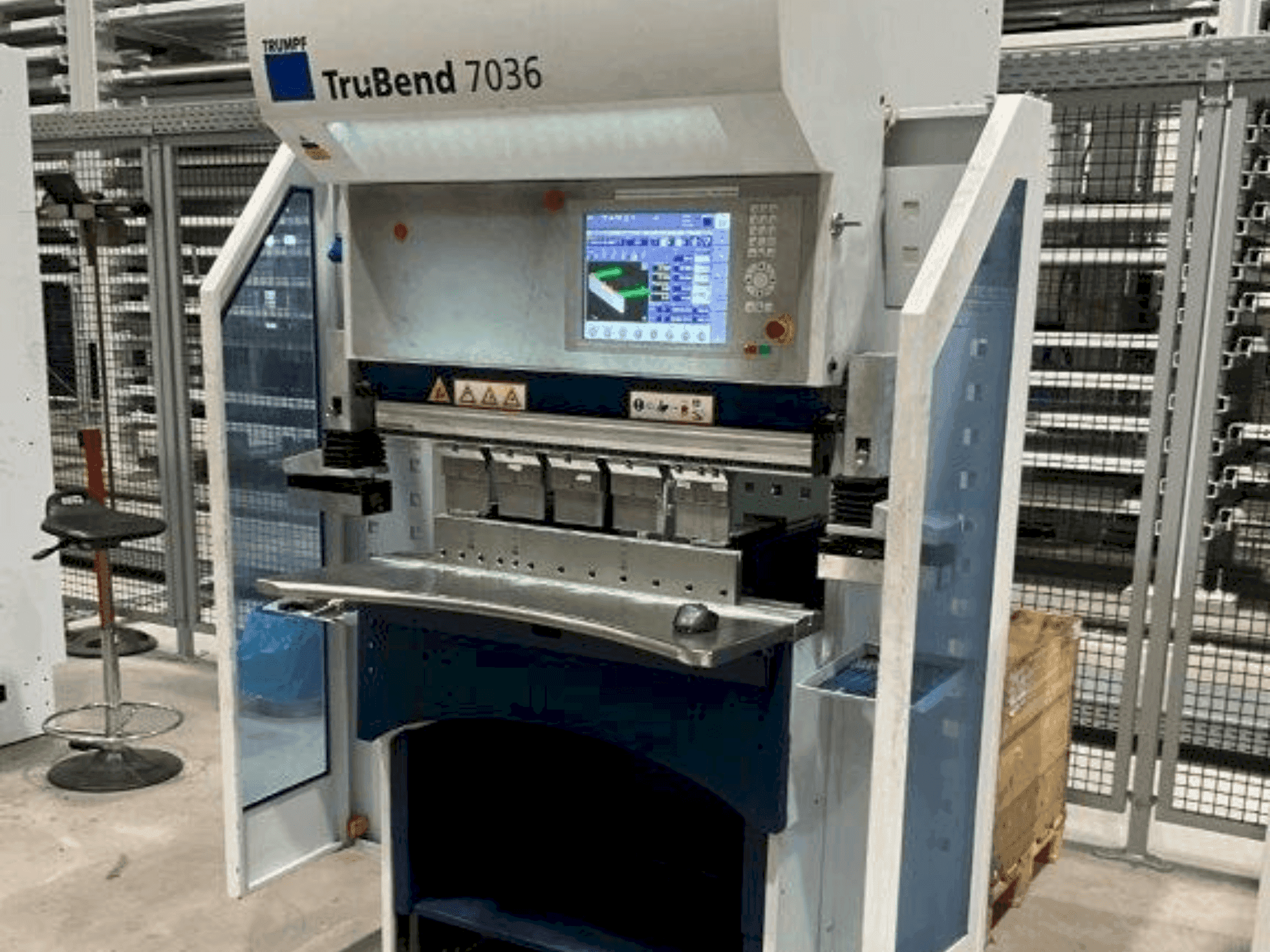 TRUMPF TruBend 7036 Mašinos vaizdas iš priekio