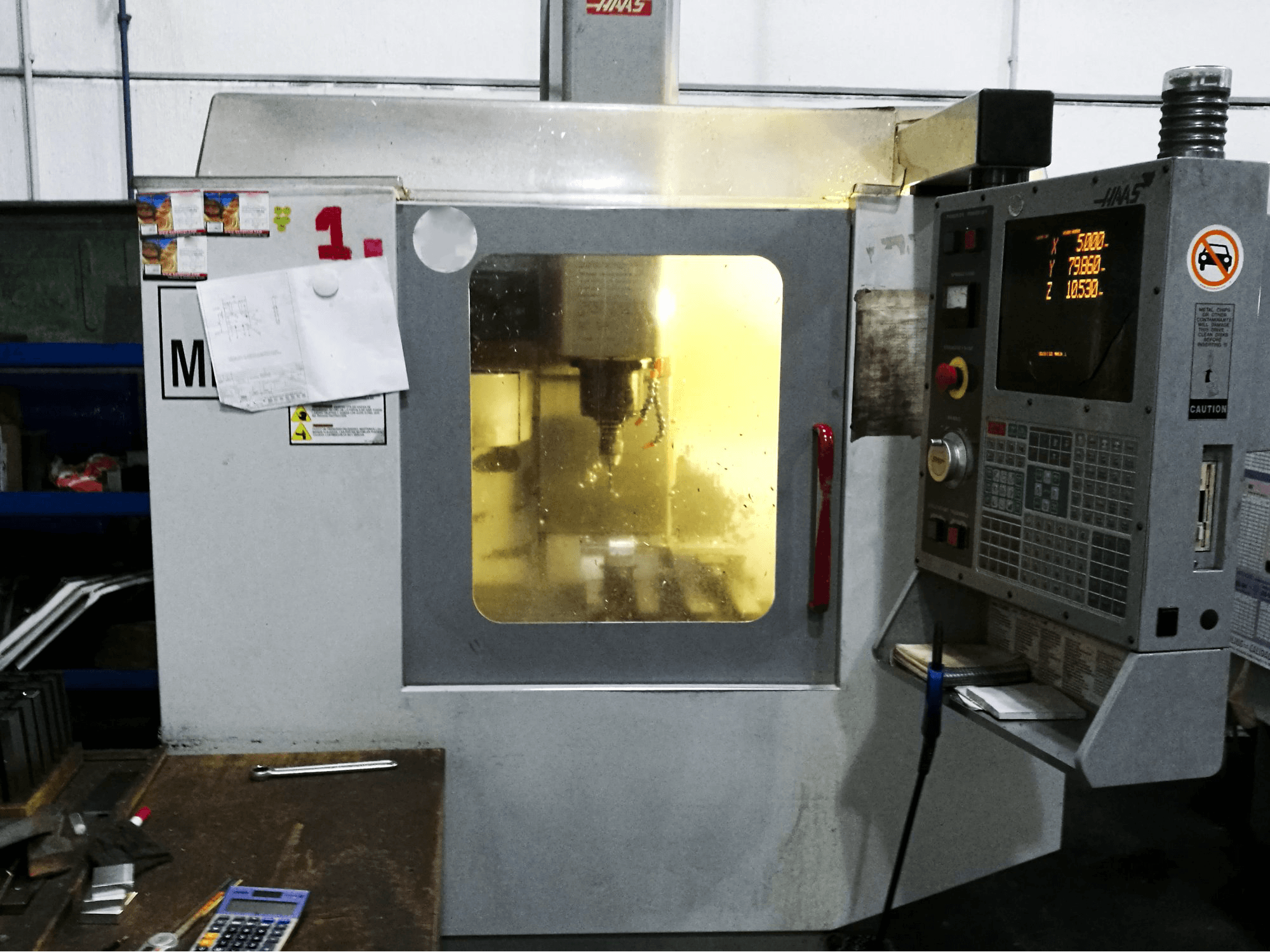 HAAS Mini-Mill HE Mašinos darbo patalpa