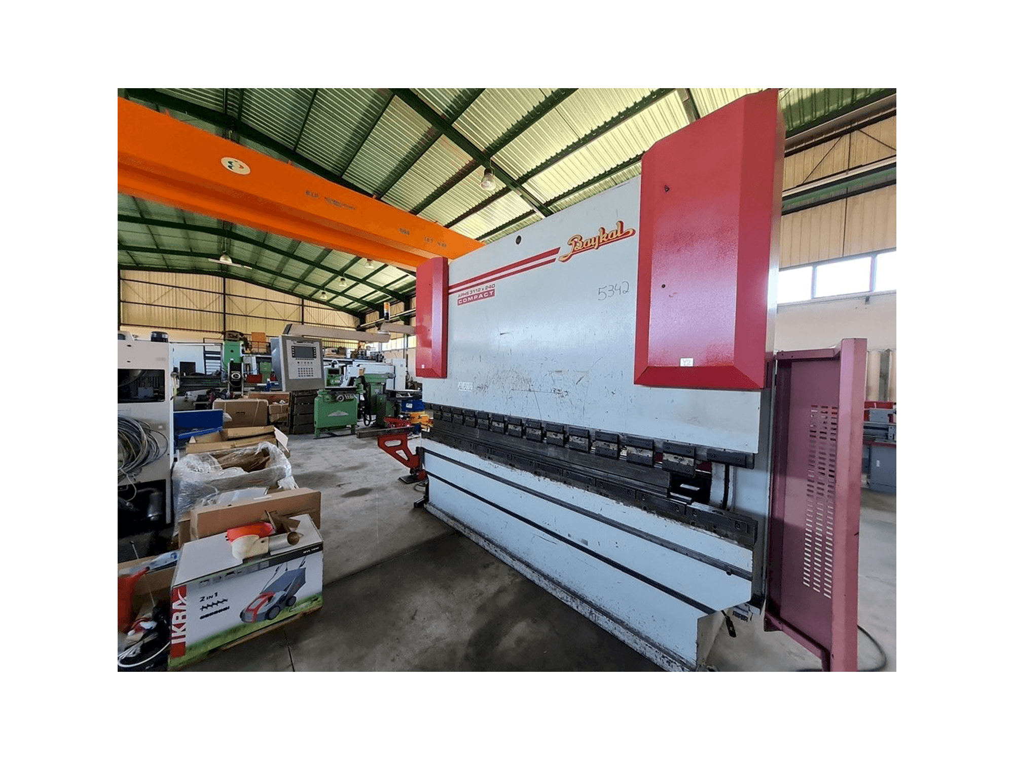 Baykal APHS 3112 x 240 Mašinos vaizdas iš priekio