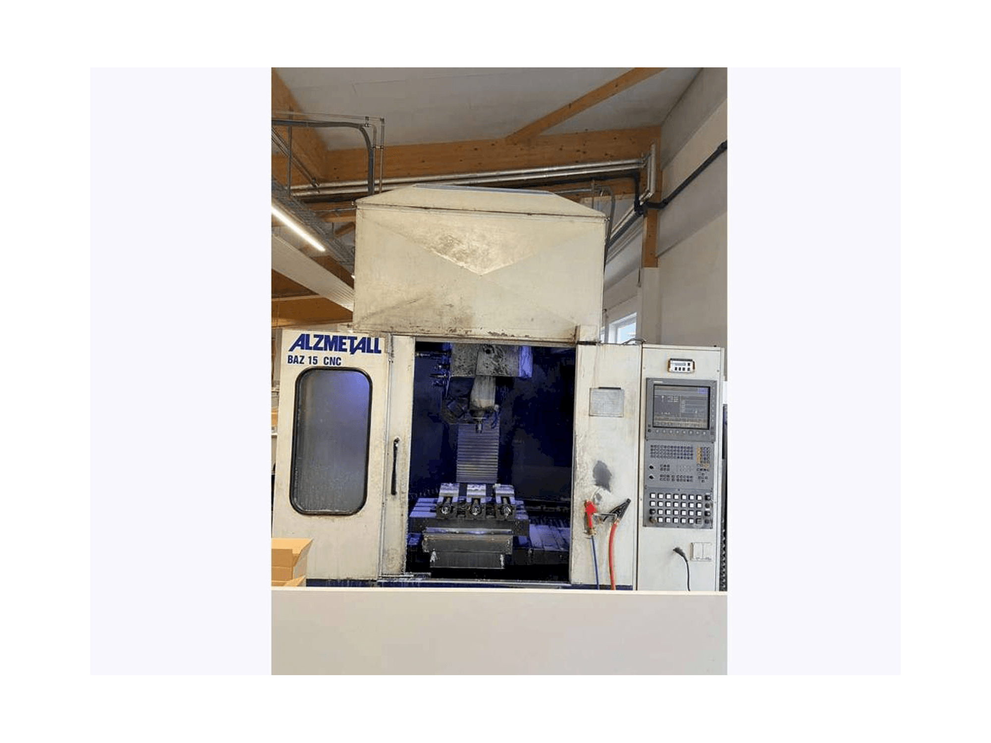 Alzmetall CNC BAZ 15 Mašinos vaizdas iš priekio