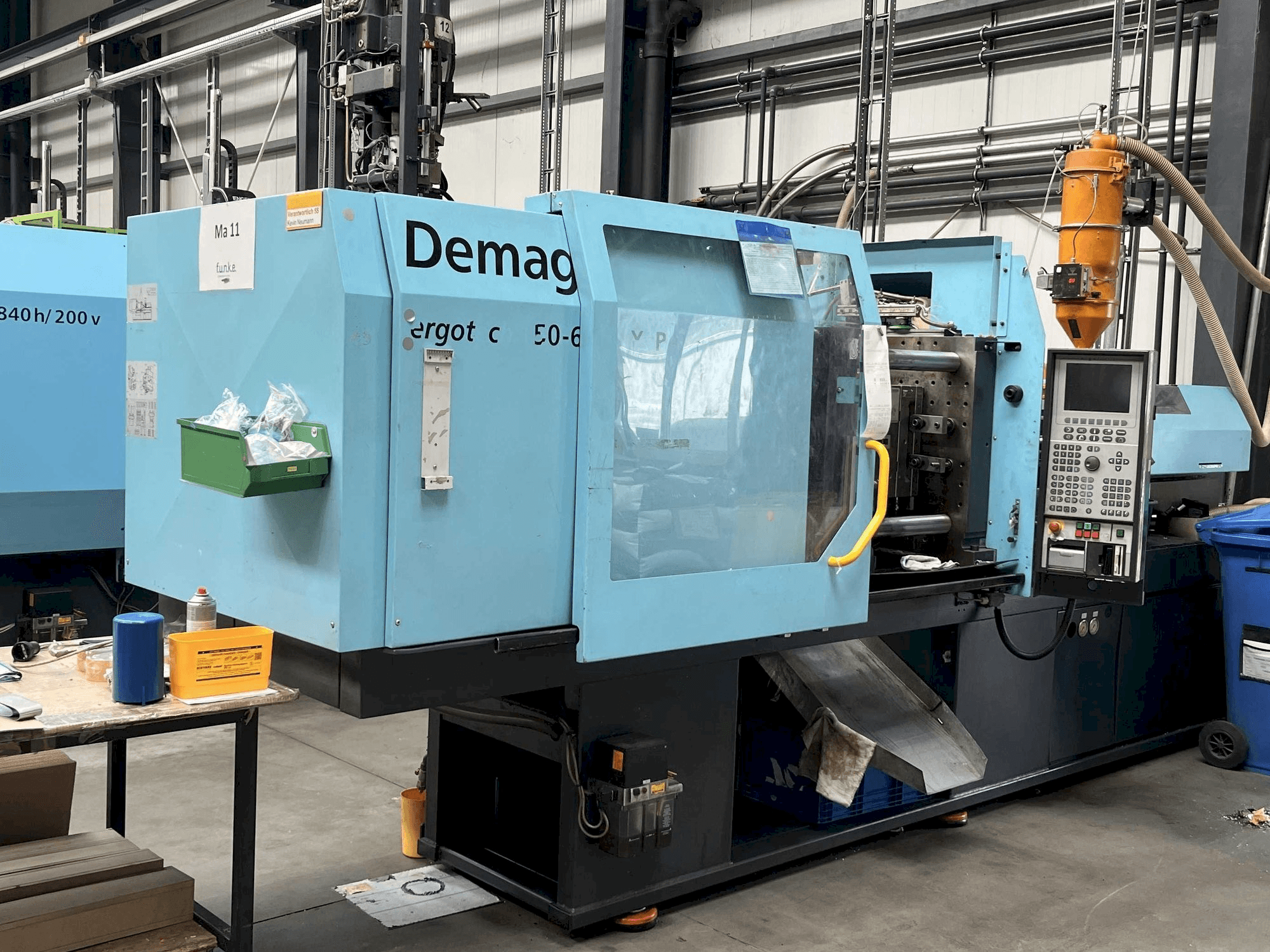 DEMAG Ergotech 150/500 - 600 EXTRA Mašinos vaizdas iš priekio