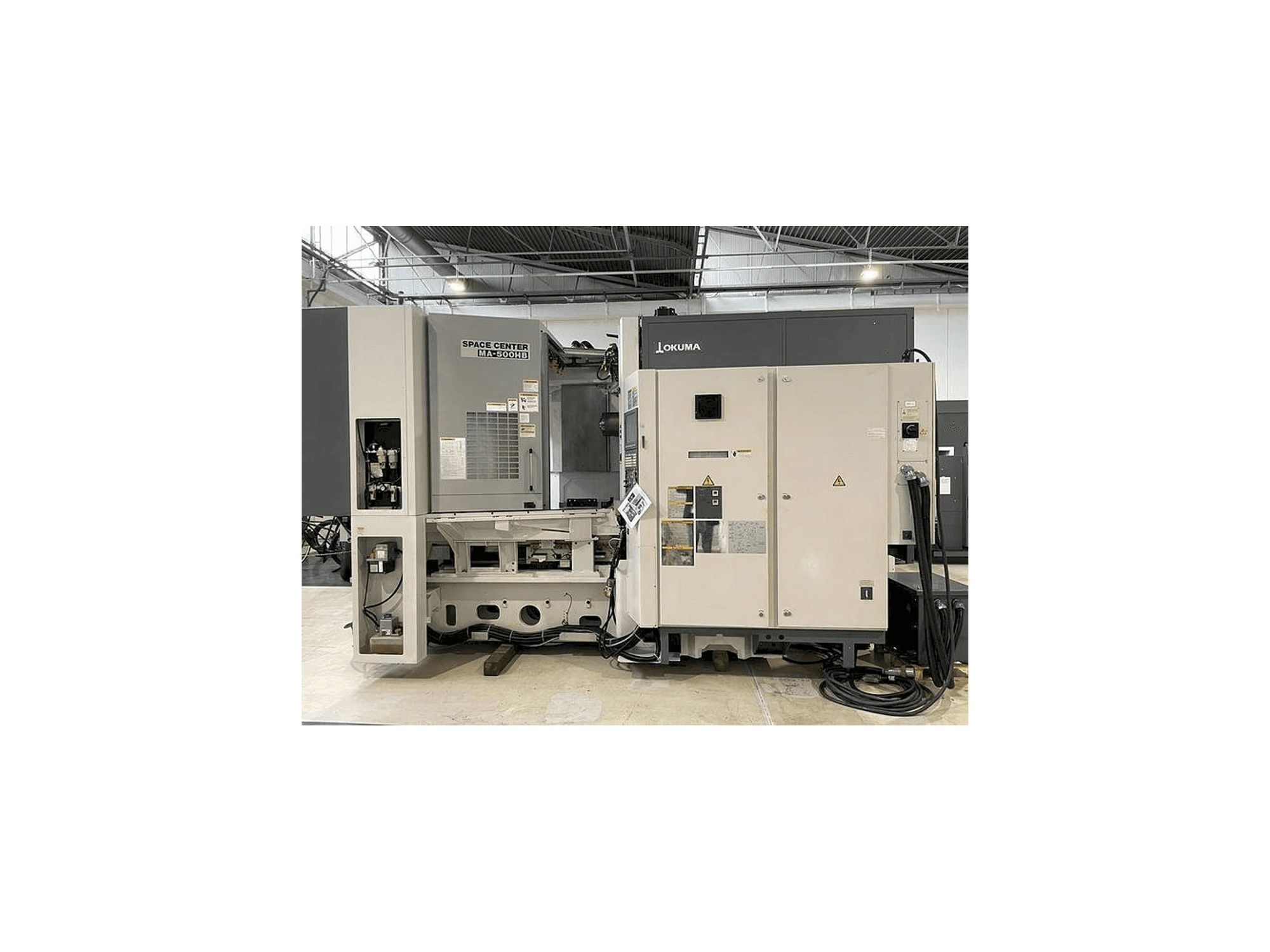 Okuma MA 500HB Mašinos vaizdas iš priekio