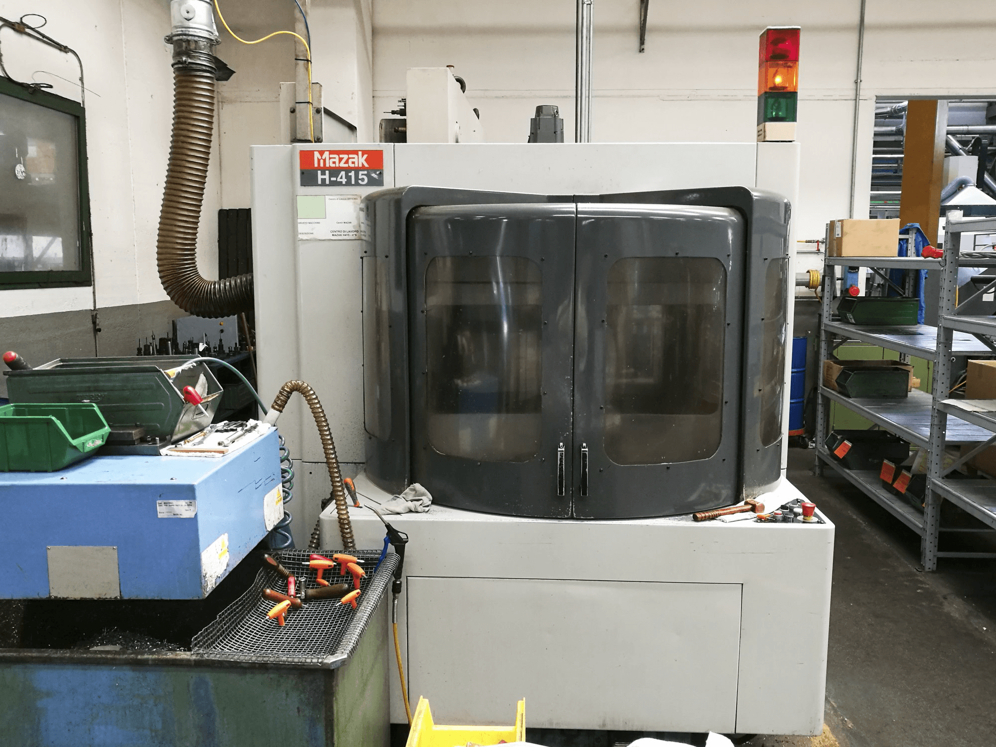 Mazak H-415 Mašinos vaizdas iš priekio