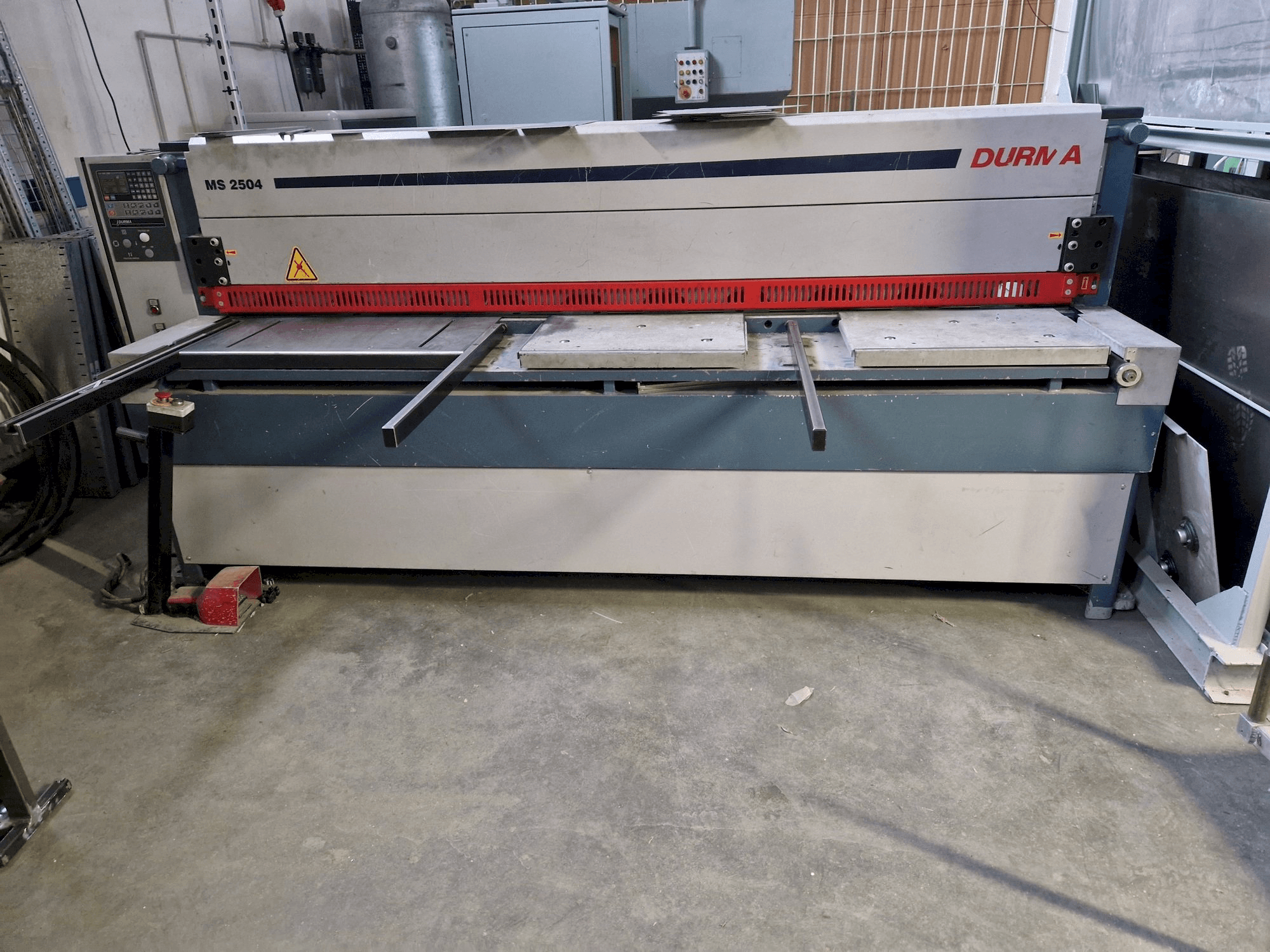 Durma MS 2504 Mašinos vaizdas iš priekio