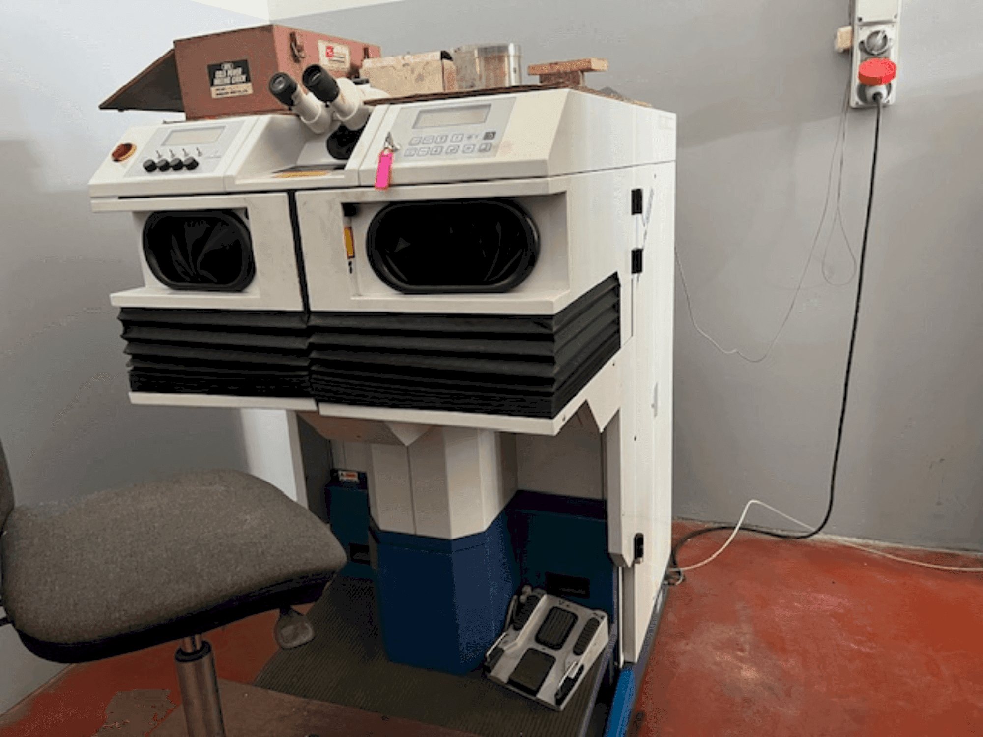 ALPHA LASER ALW 150 Mašinos vaizdas iš priekio