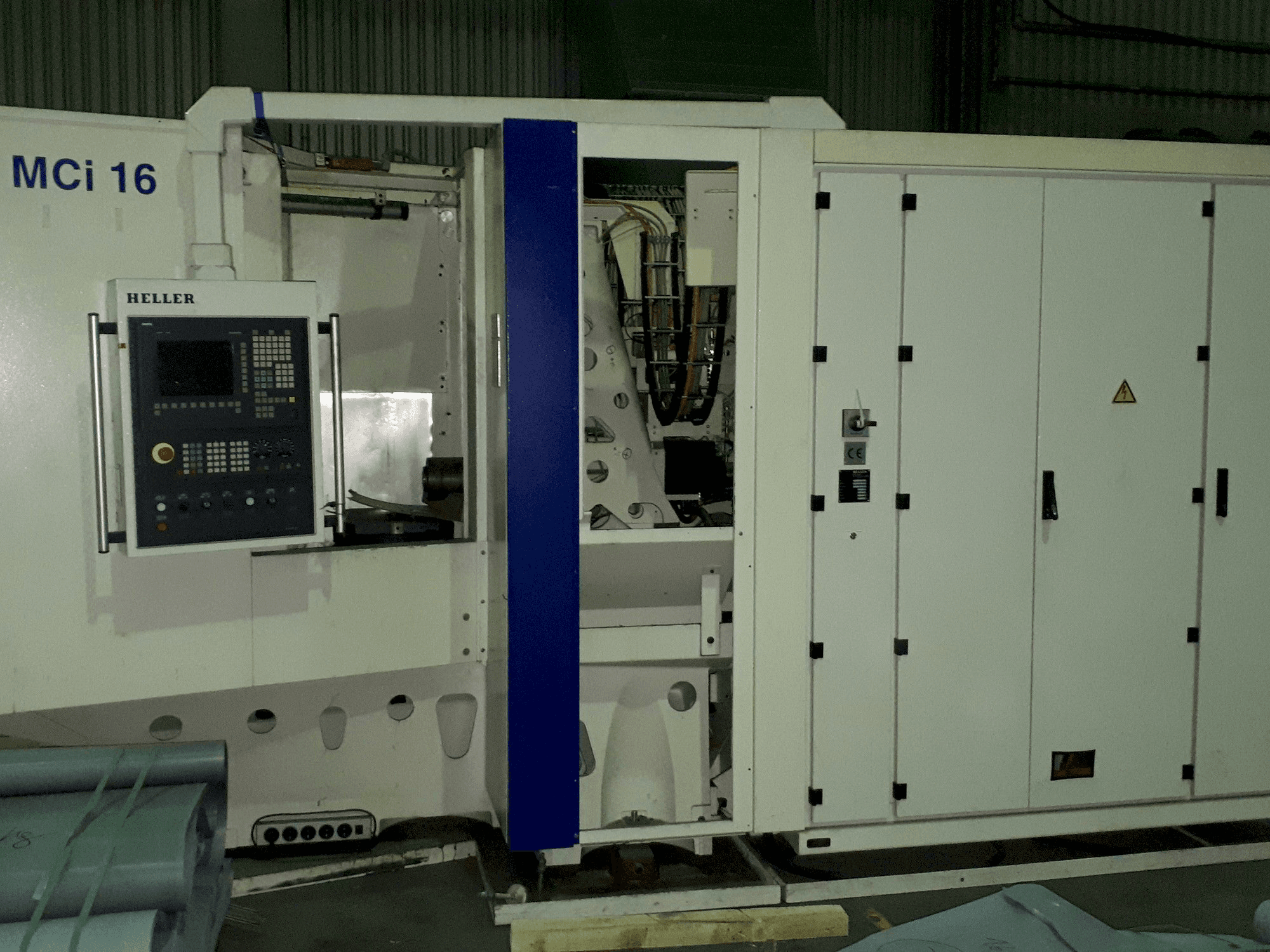 HELLER MCi 16 Mašinos vaizdas iš priekio