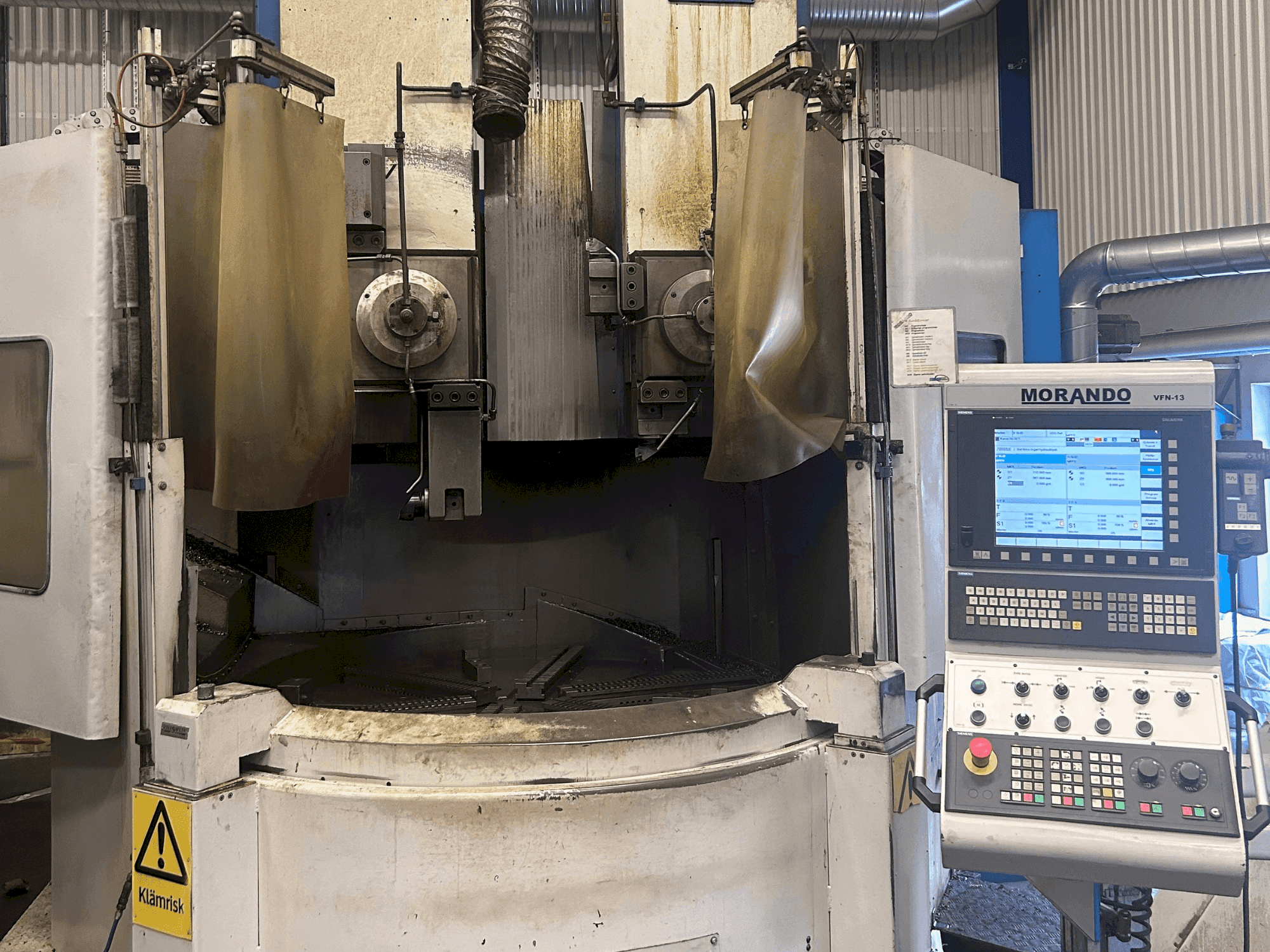 MORANDO VFN13 Mašinos vaizdas iš priekio