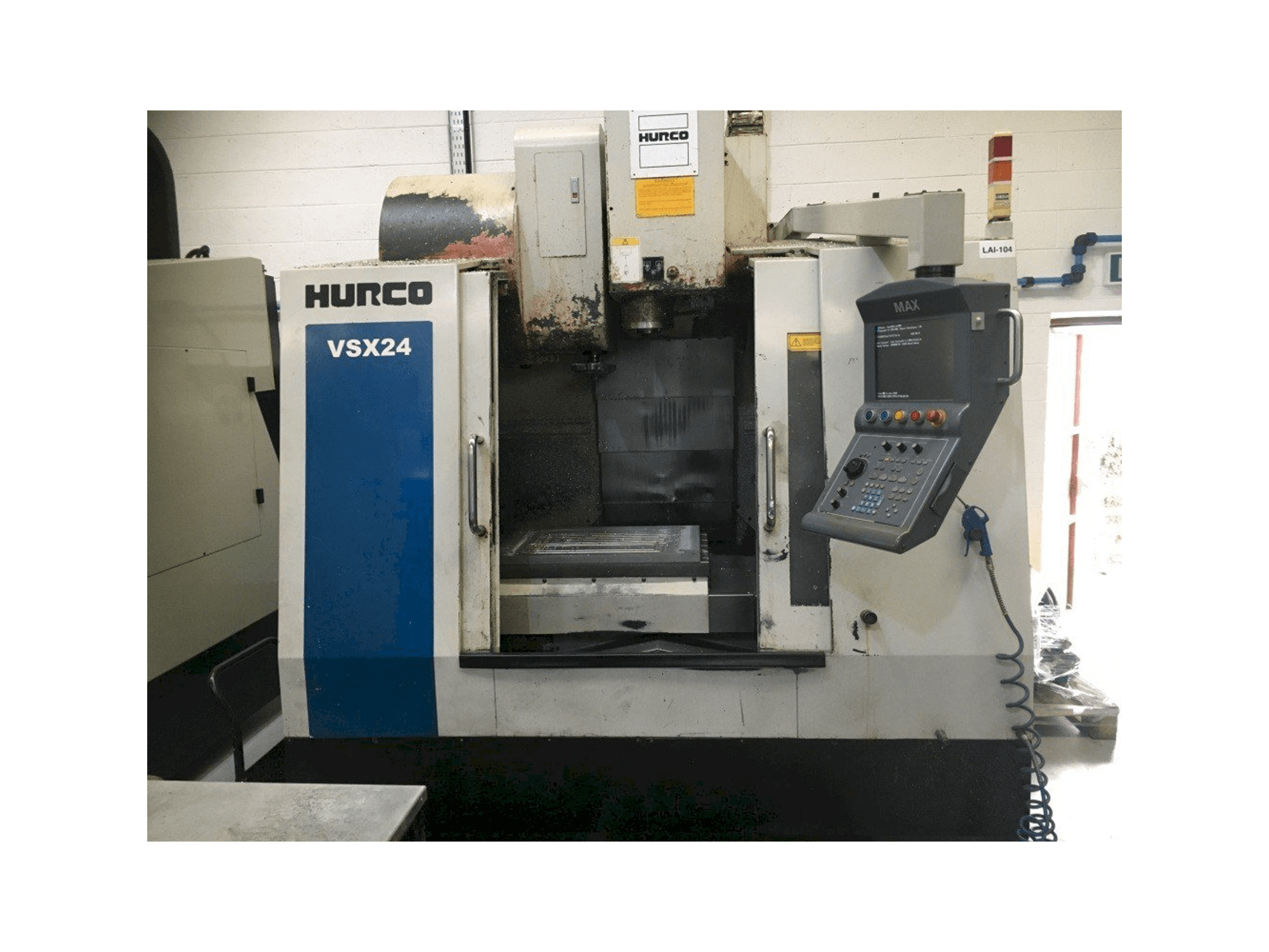 Hurco VSX24 Mašinos vaizdas iš priekio