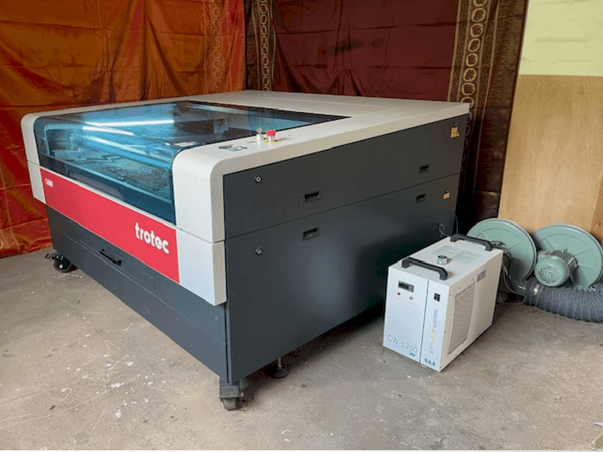 Trotec Q500 Mašinos vaizdas iš priekio