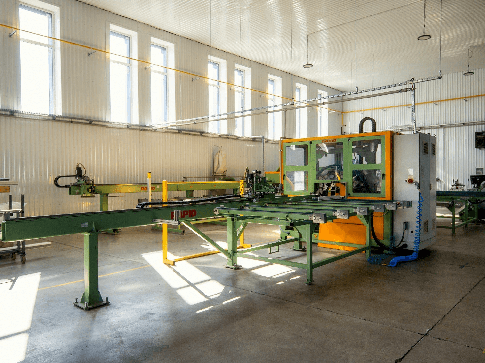 RAPID MFC EVOLUTION II Mašinos vaizdas iš priekio