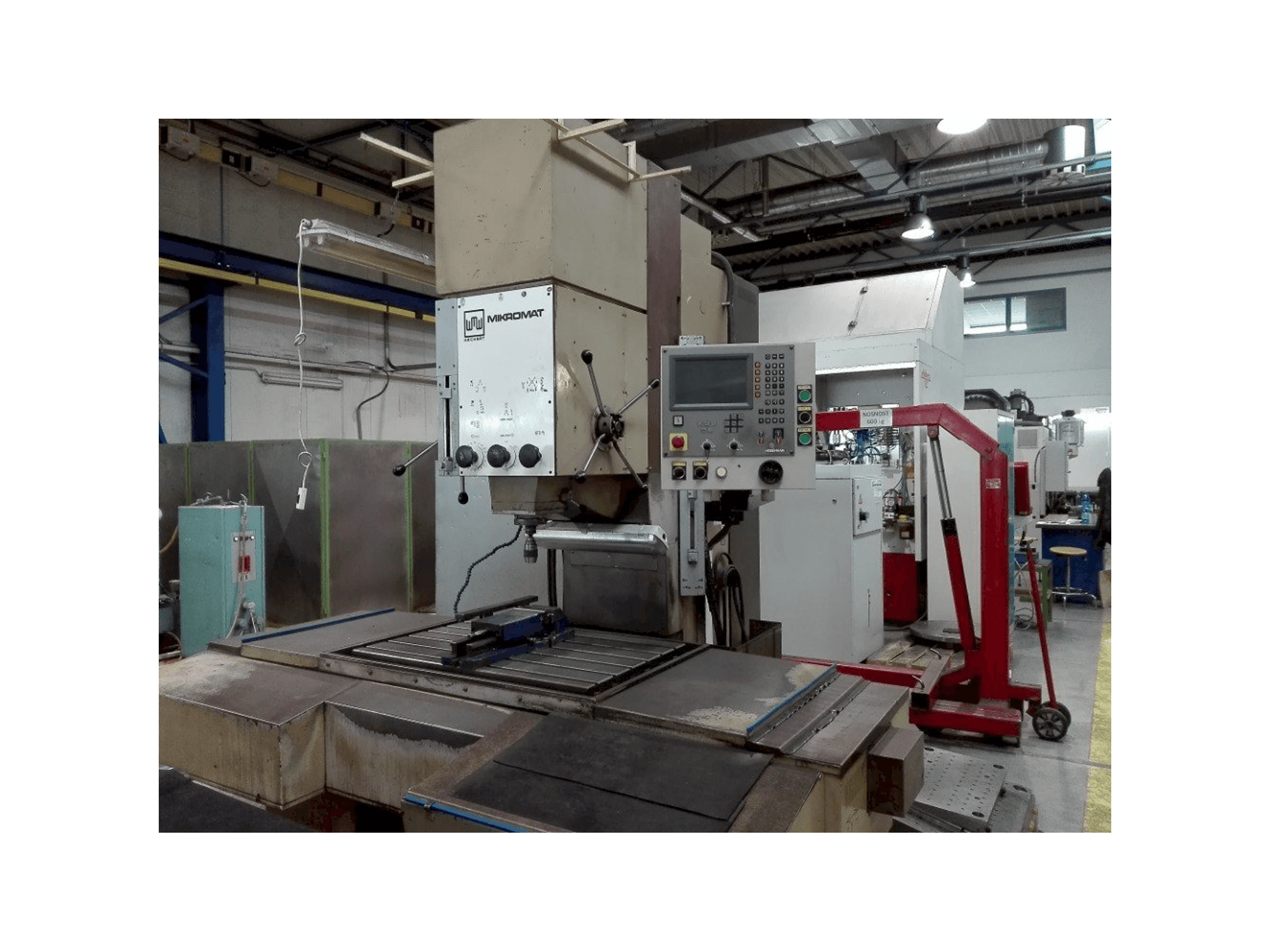 WMW Mikromat BKoE 630x1000 CNC Mašinos vaizdas iš priekio