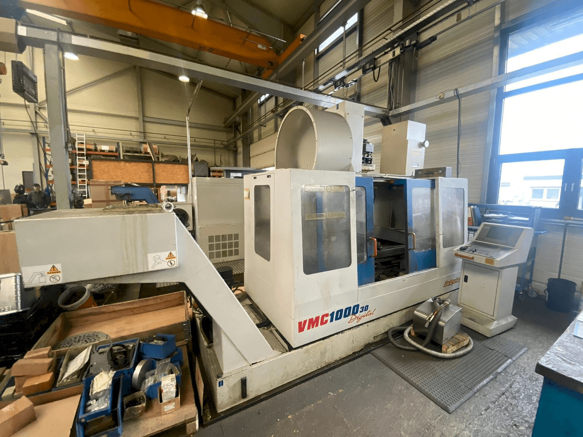 Bridgeport VMC 1000/30 Mašinos vaizdas iš priekio