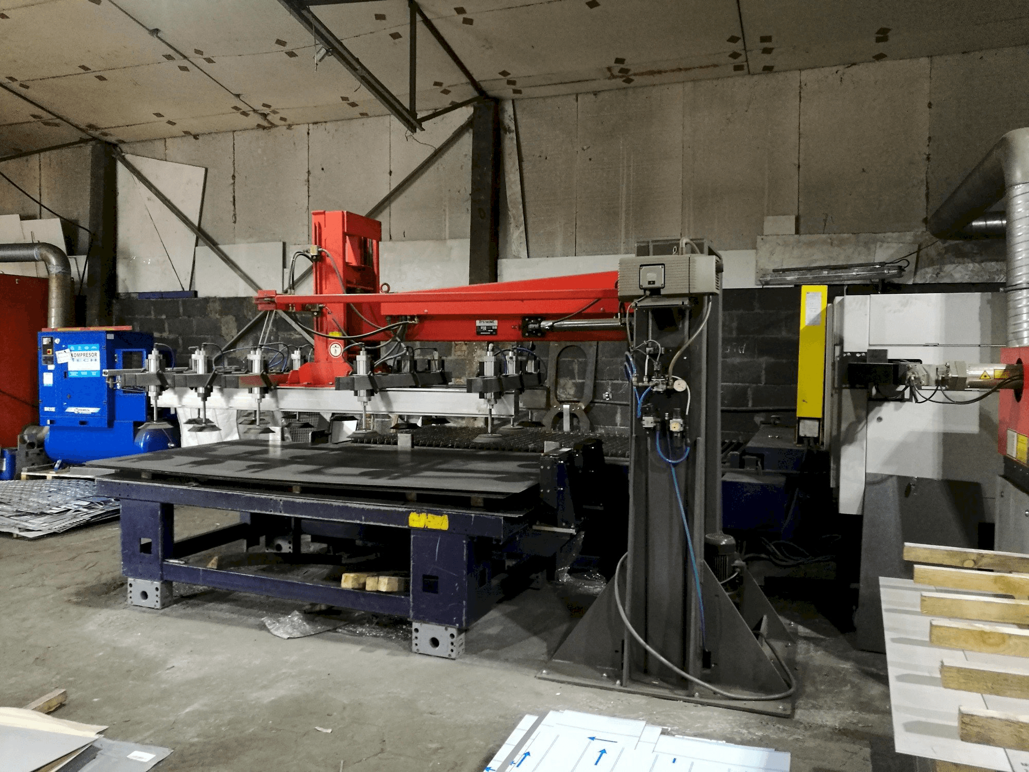 Bystronic Bysprint 3015 Mašinos vaizdas iš priekio