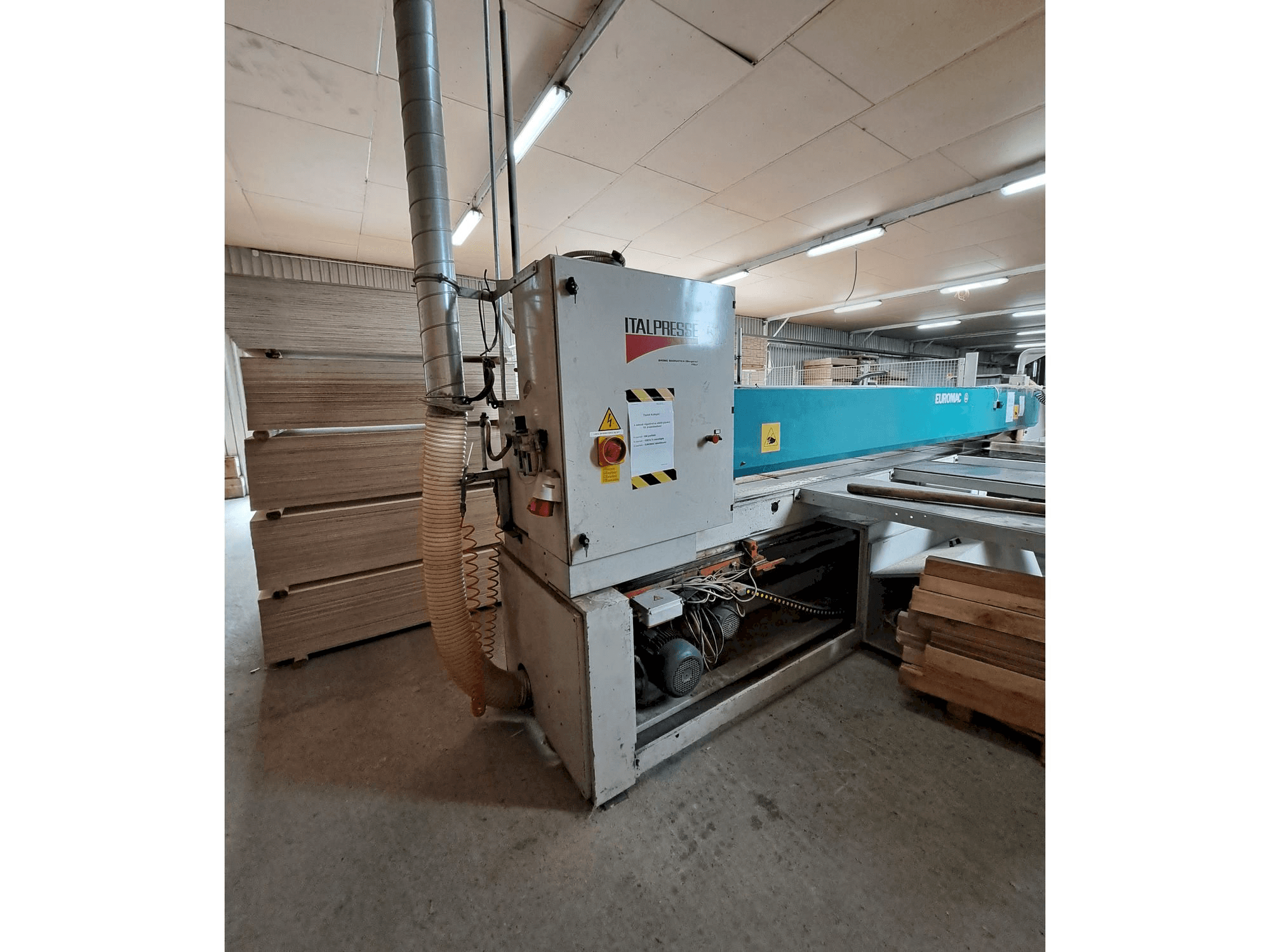 Euromac Logica Pinze 4500 Mašinos vaizdas iš priekio