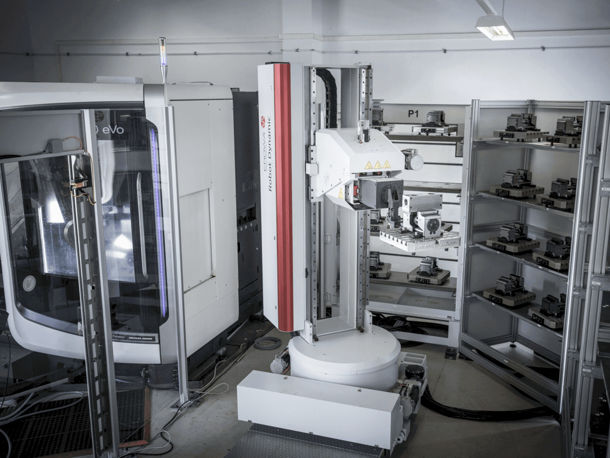 DMG MORI DMU 60 EVO Mašinos vaizdas iš priekio