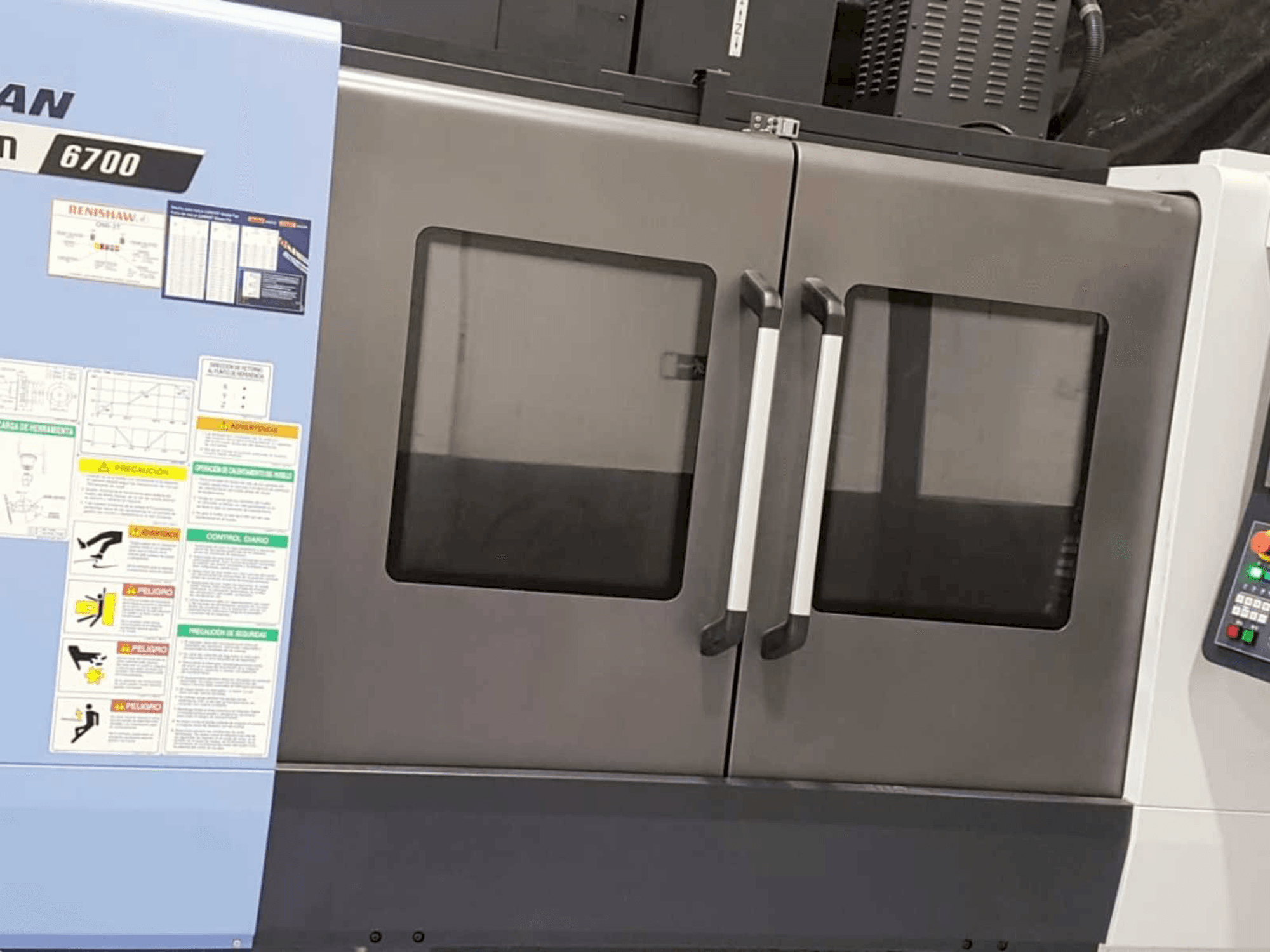 Doosan DNM 6700 Mašinos vaizdas iš priekio