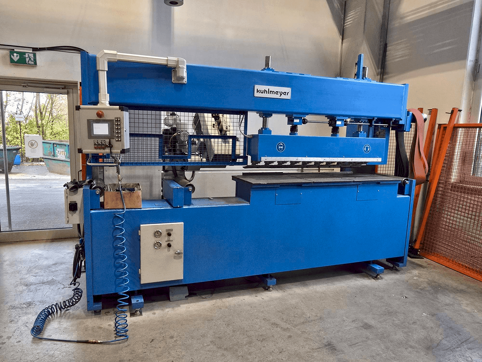 KUHLMEYER Fasen Fix 4.1-1500 Mašinos vaizdas iš priekio
