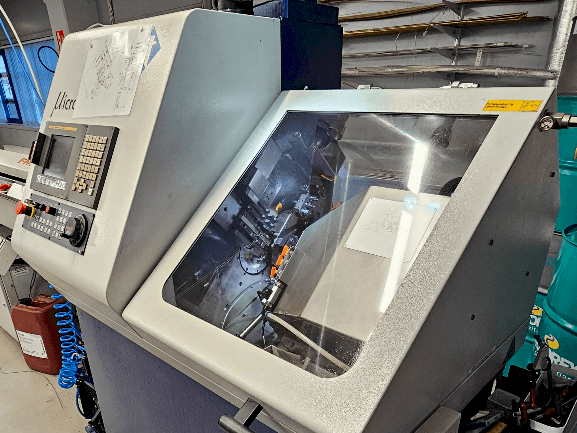 TORNOS Micro 8 Mašinos vaizdas iš priekio