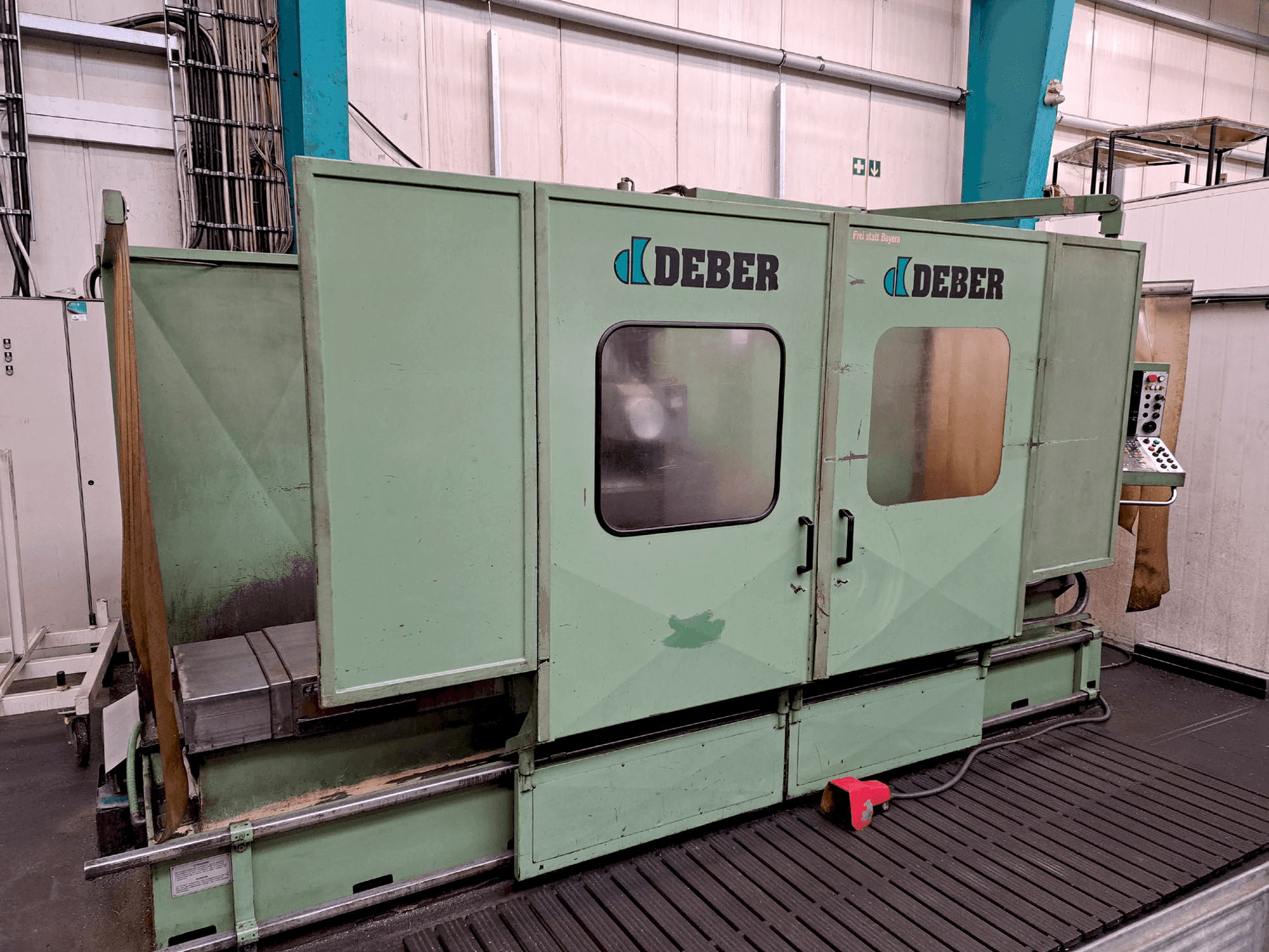 DEBER Dinamyc 2 Mašinos vaizdas iš priekio