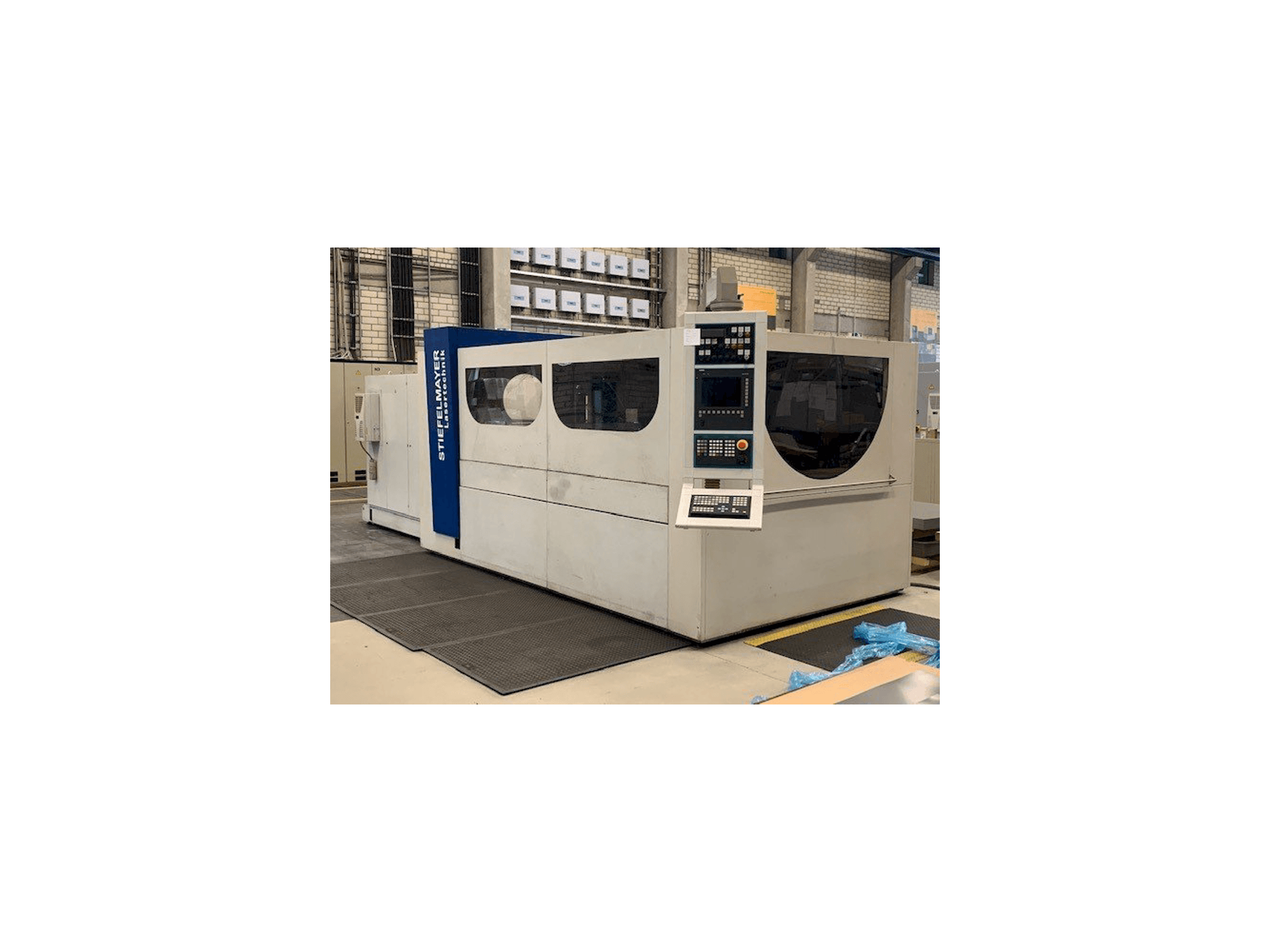 Stiefelmayer linear Mašinos vaizdas iš priekio