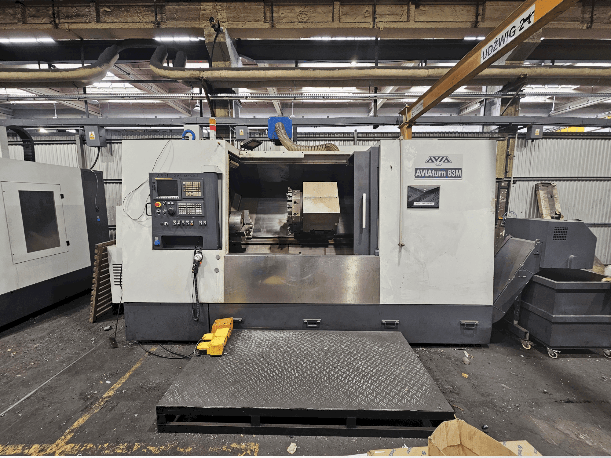 Avia Turn 63M Mašinos vaizdas iš priekio