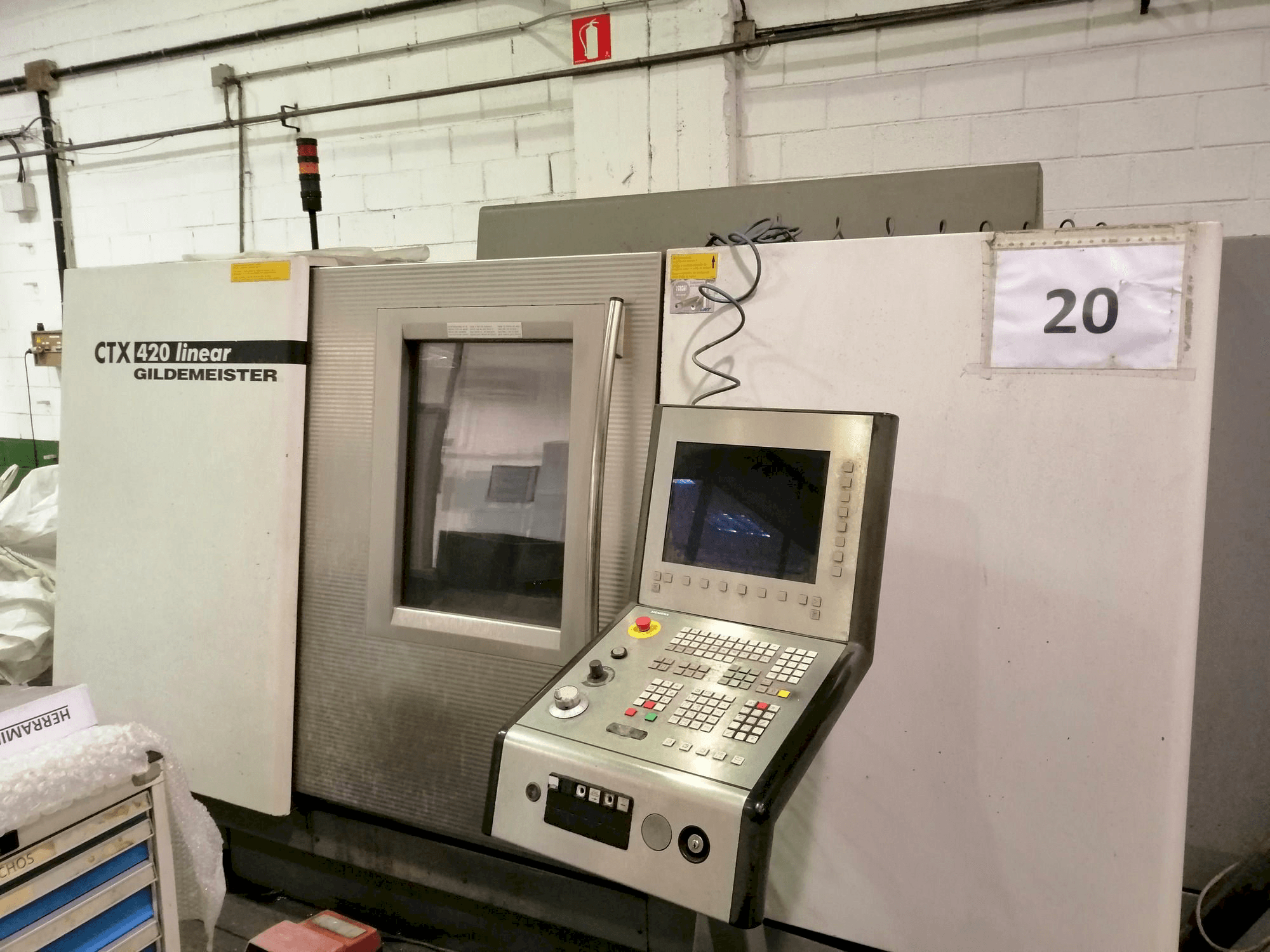 Gildemeister CTX 400 Mašinos vaizdas iš priekio