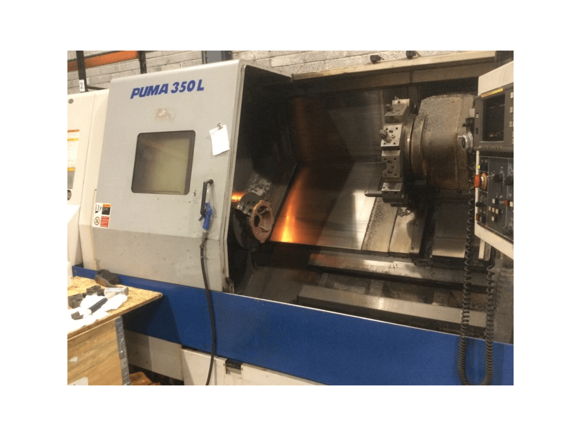 DAEWOO Puma 350LB Mašinos vaizdas iš priekio