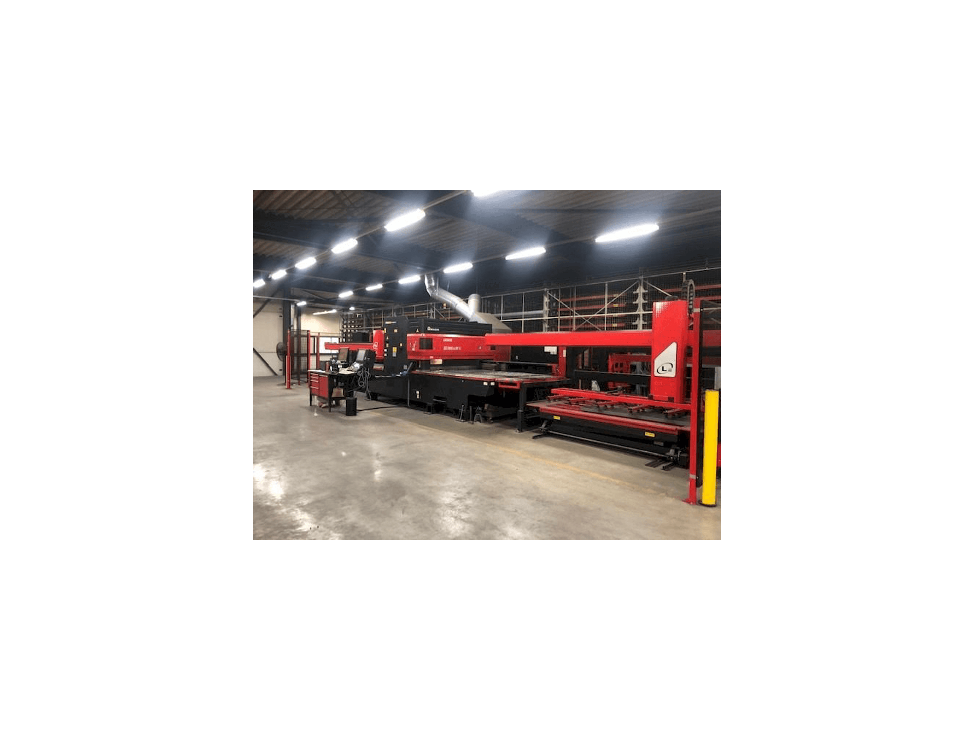 AMADA LC 2415 Alpha IV NT Mašinos vaizdas iš priekio