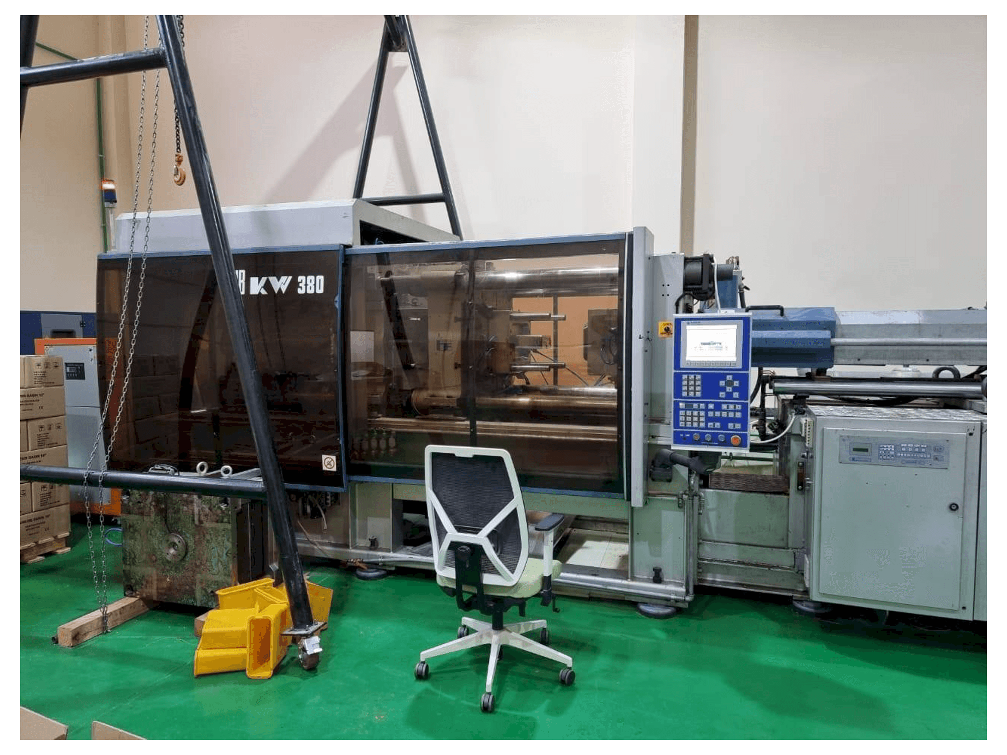 BMB KW380/3450 Mašinos vaizdas iš priekio