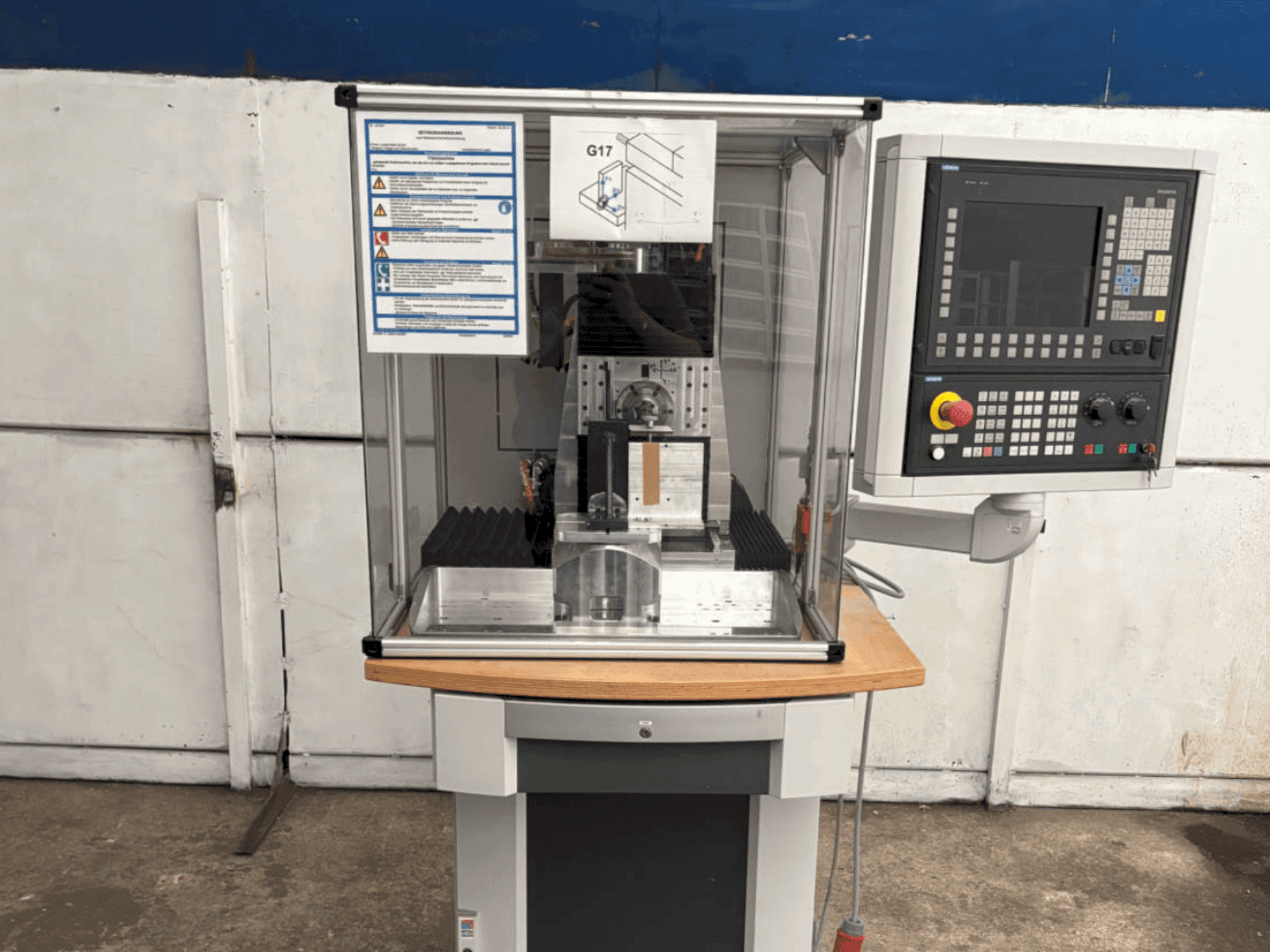 HELLER PT 16 Mašinos vaizdas iš priekio